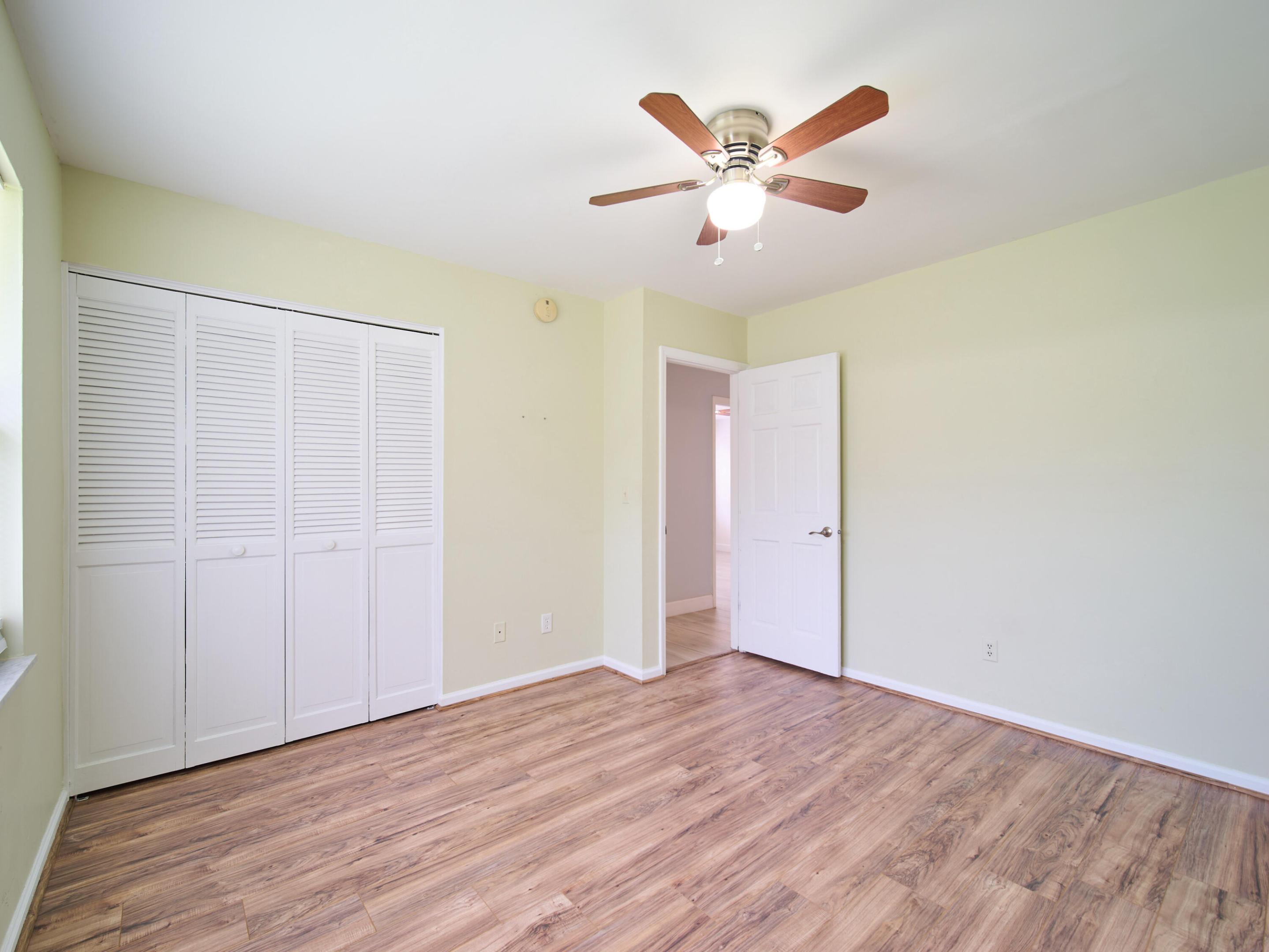 296 Se Wentworth Drive Property Photo 20