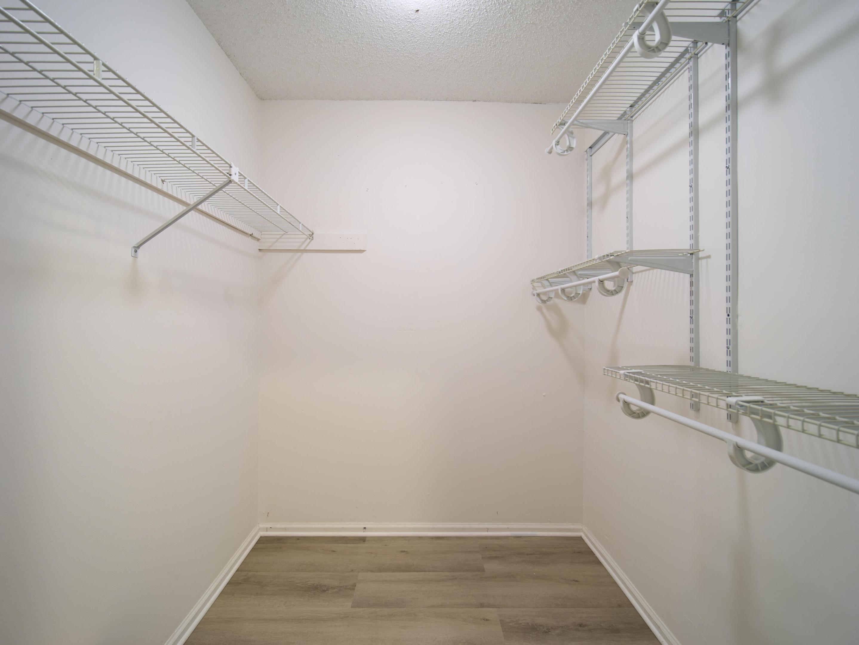 296 Se Wentworth Drive Property Photo 37