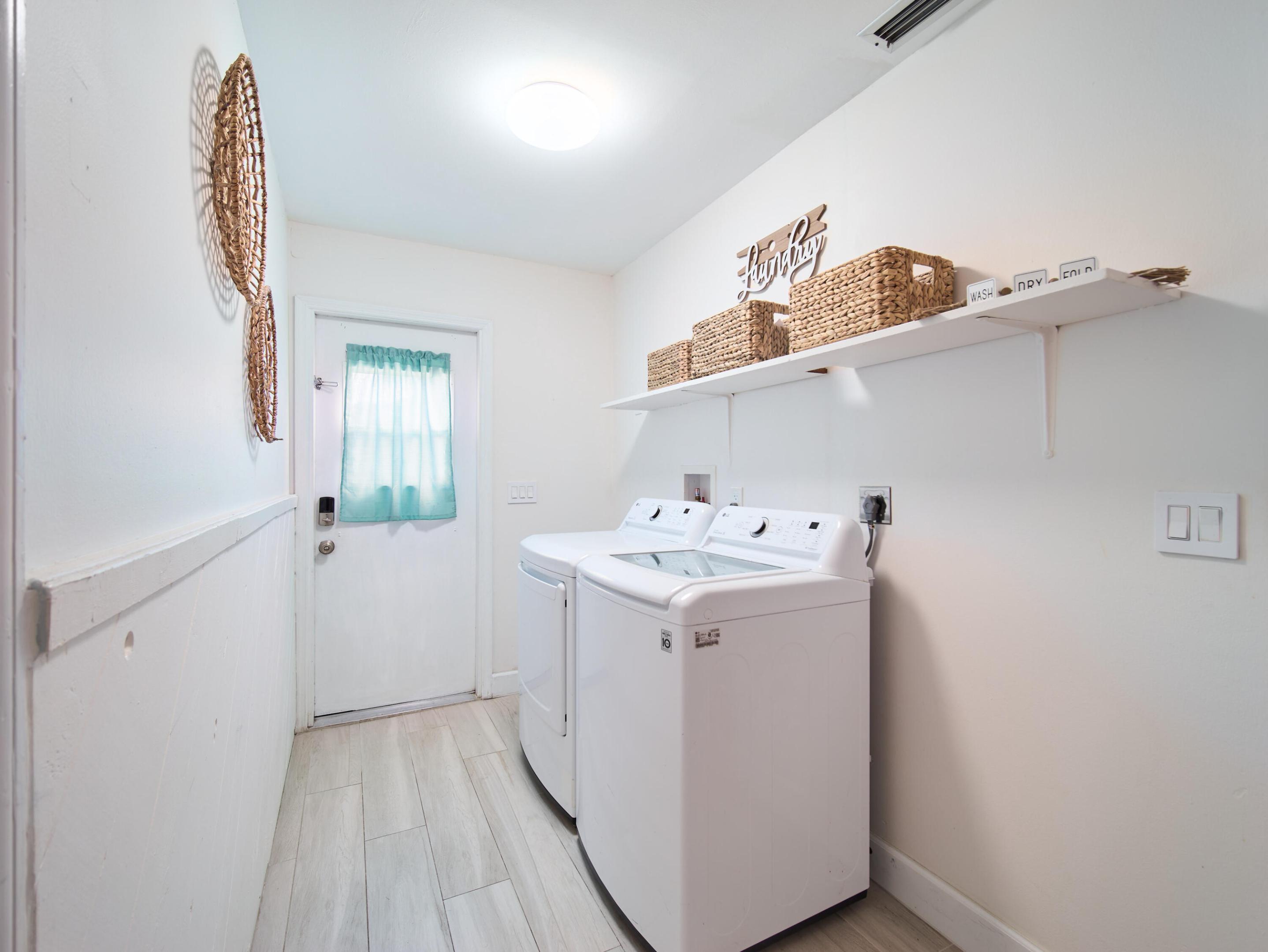 296 Se Wentworth Drive Property Photo 39