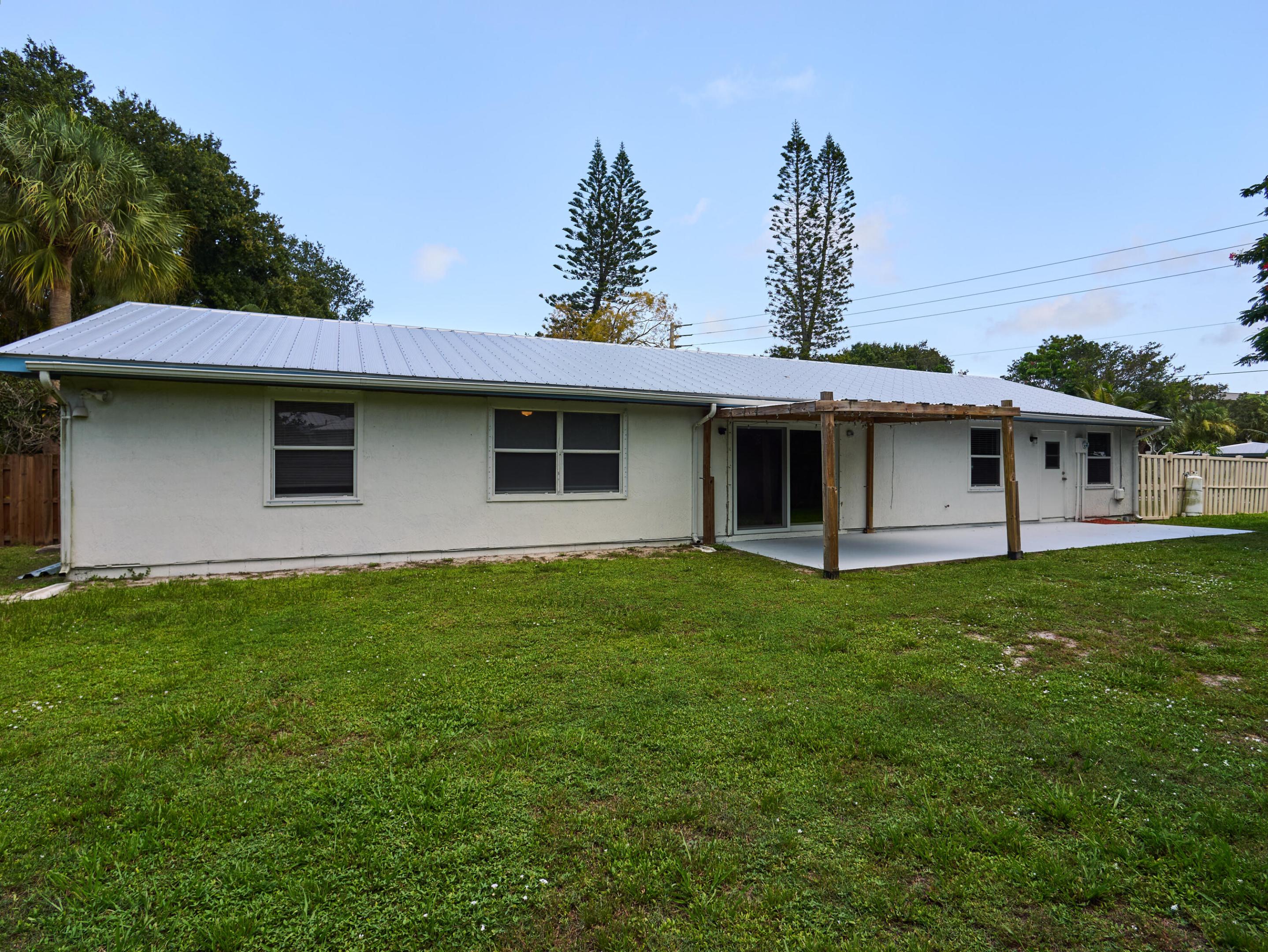296 Se Wentworth Drive Property Photo 40