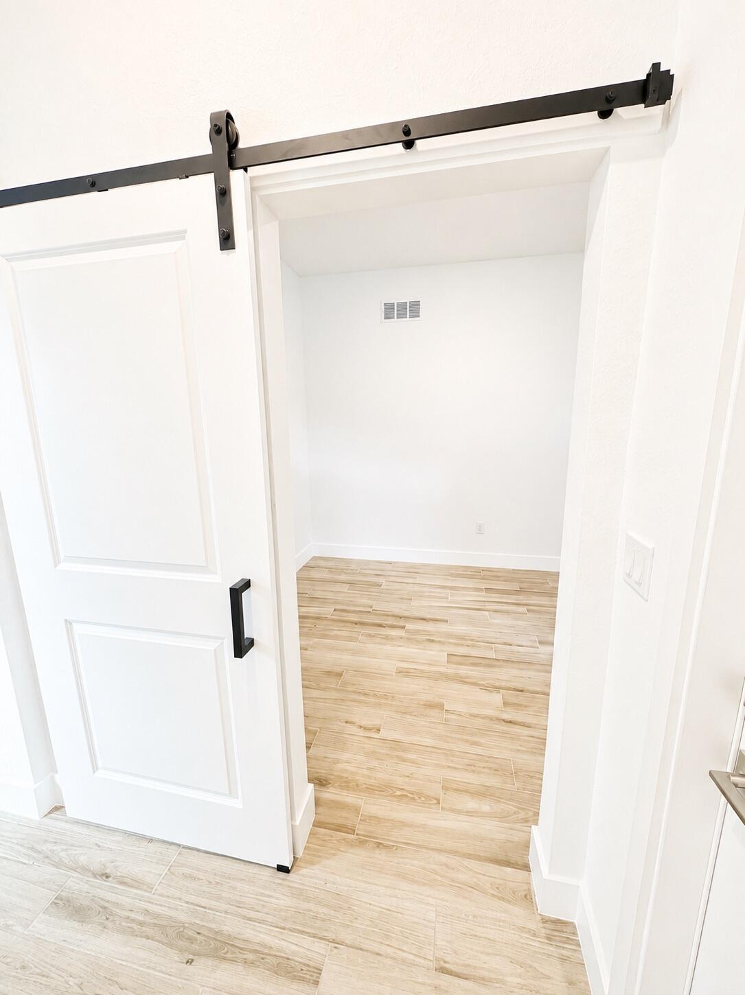10075 Dreamweaver Road Property Photo 6