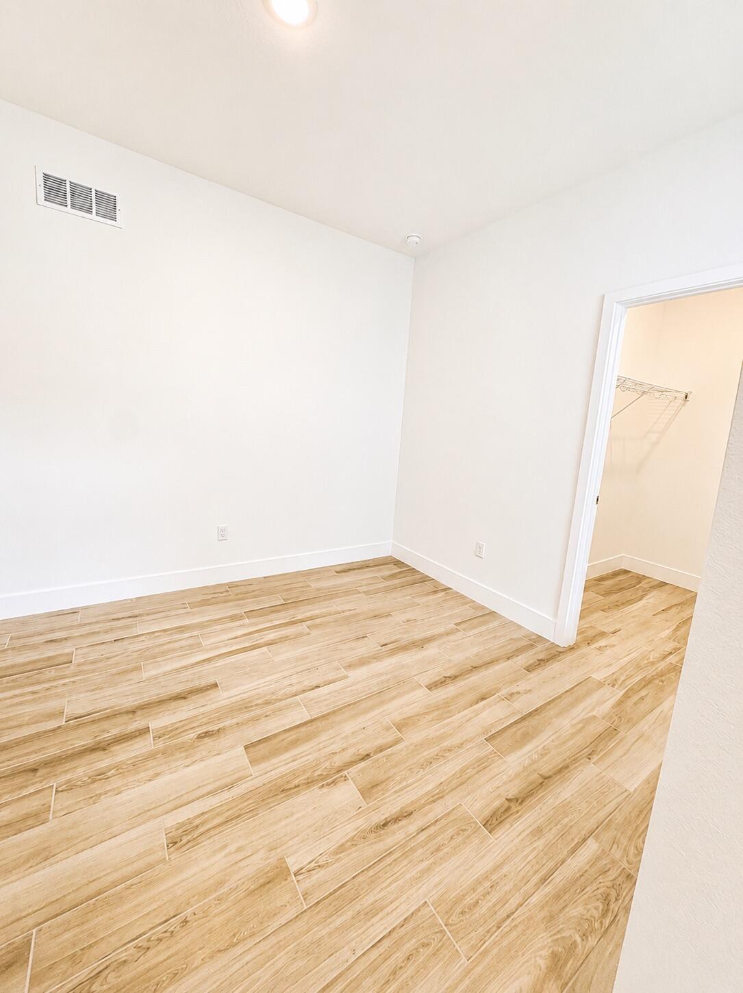 10075 Dreamweaver Road Property Photo 11