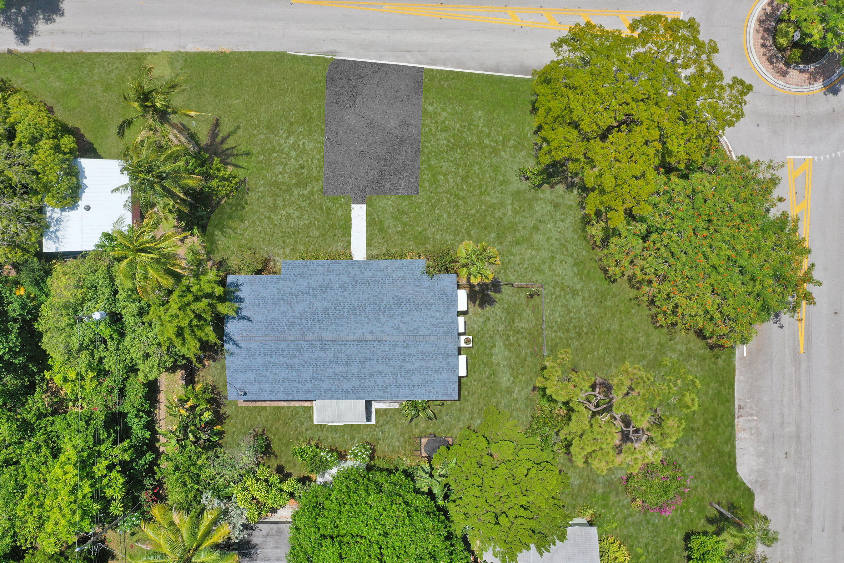 611 Sw 7th Street Property Photo 3