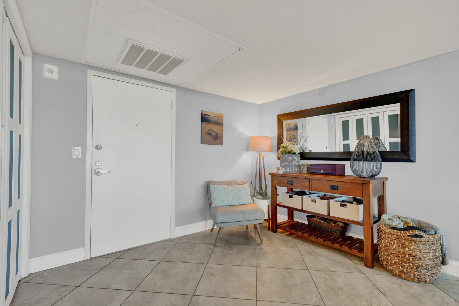 859 Jeffery Street 7050 Property Photo 1