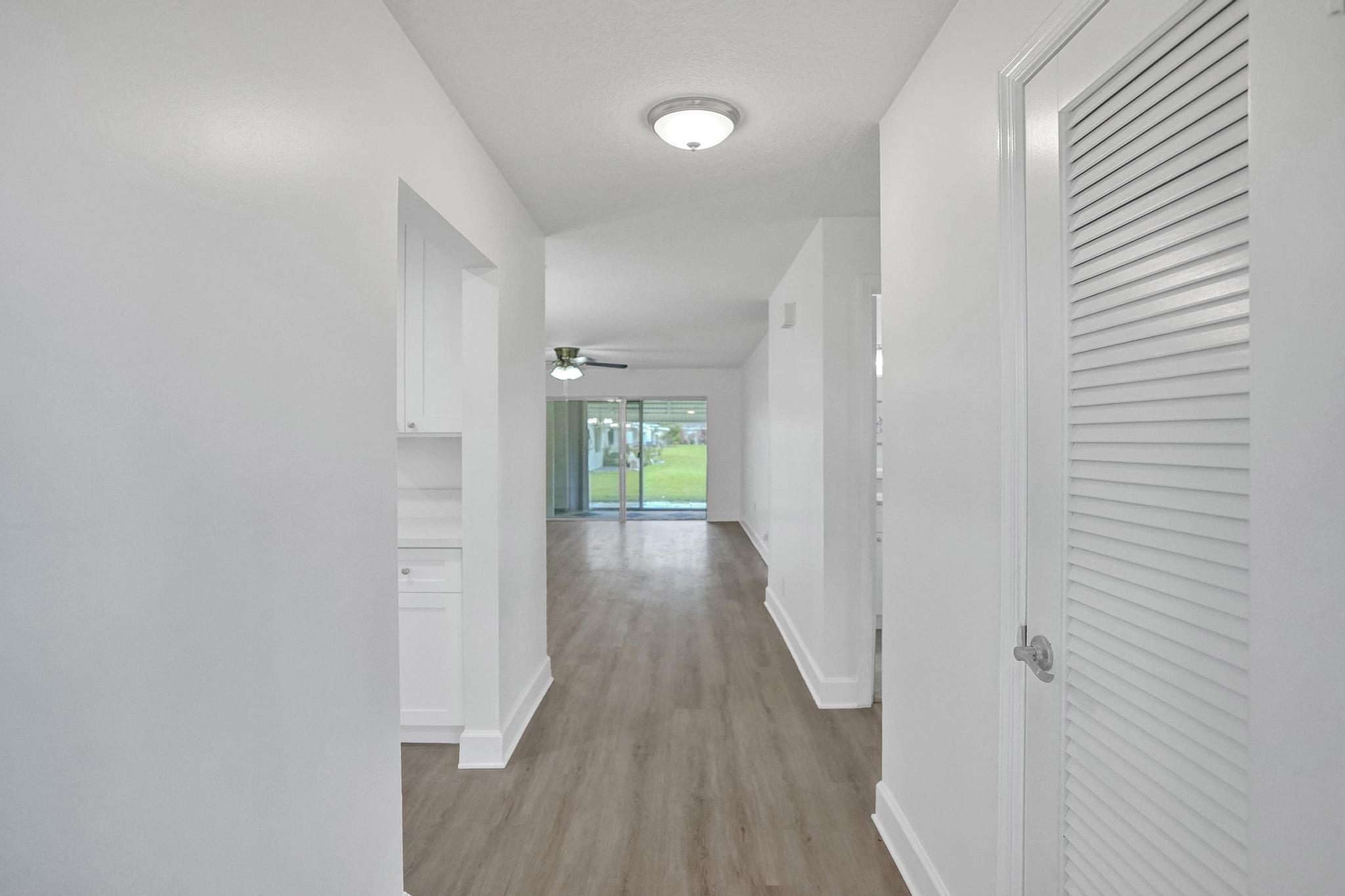 1050 Nw 87th Avenue B141 Property Photo 4