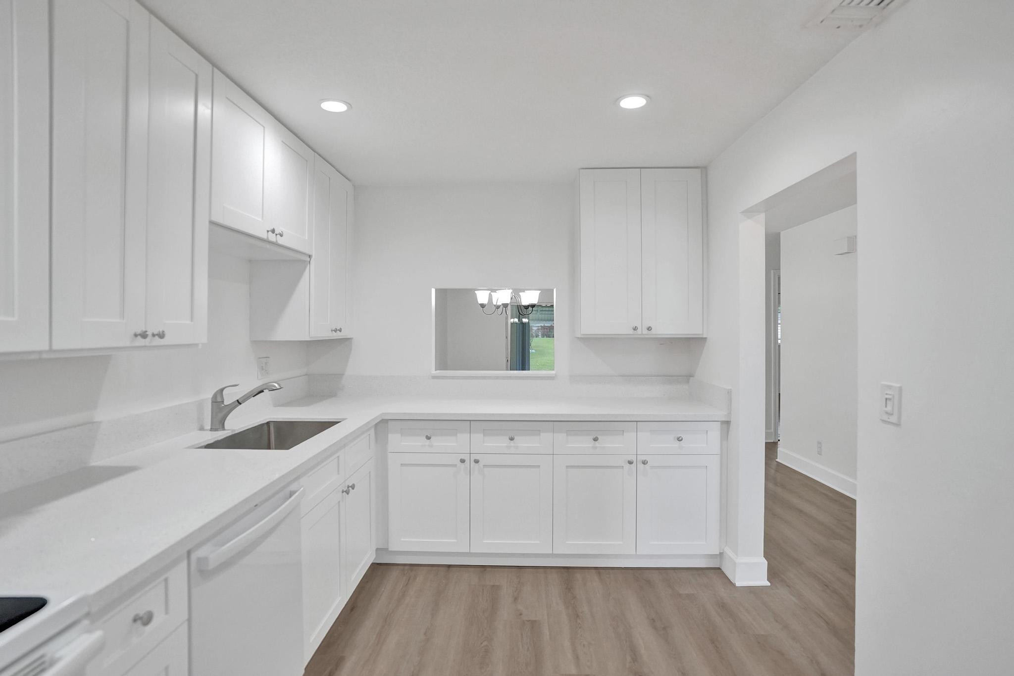 1050 Nw 87th Avenue B141 Property Photo 8