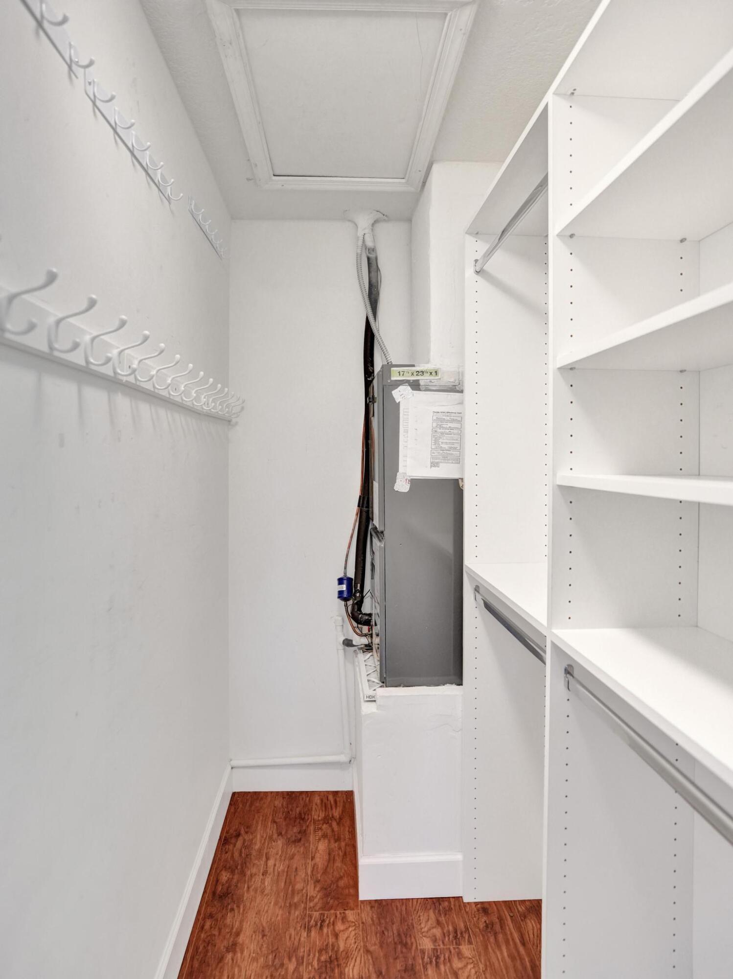 1050 Nw 87th Avenue B141 Property Photo 25