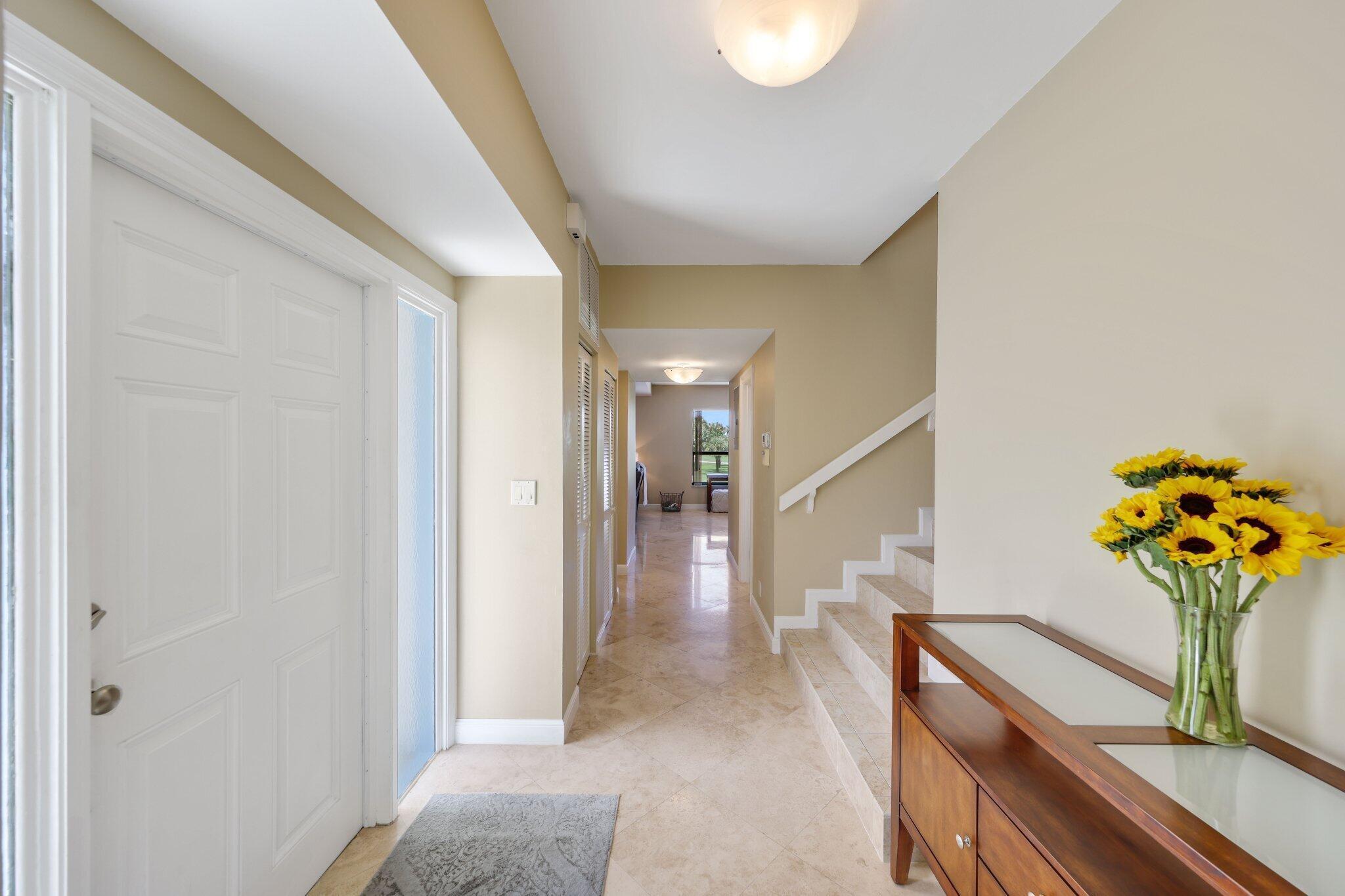 800 Greensward Court 203-i Property Photo 10