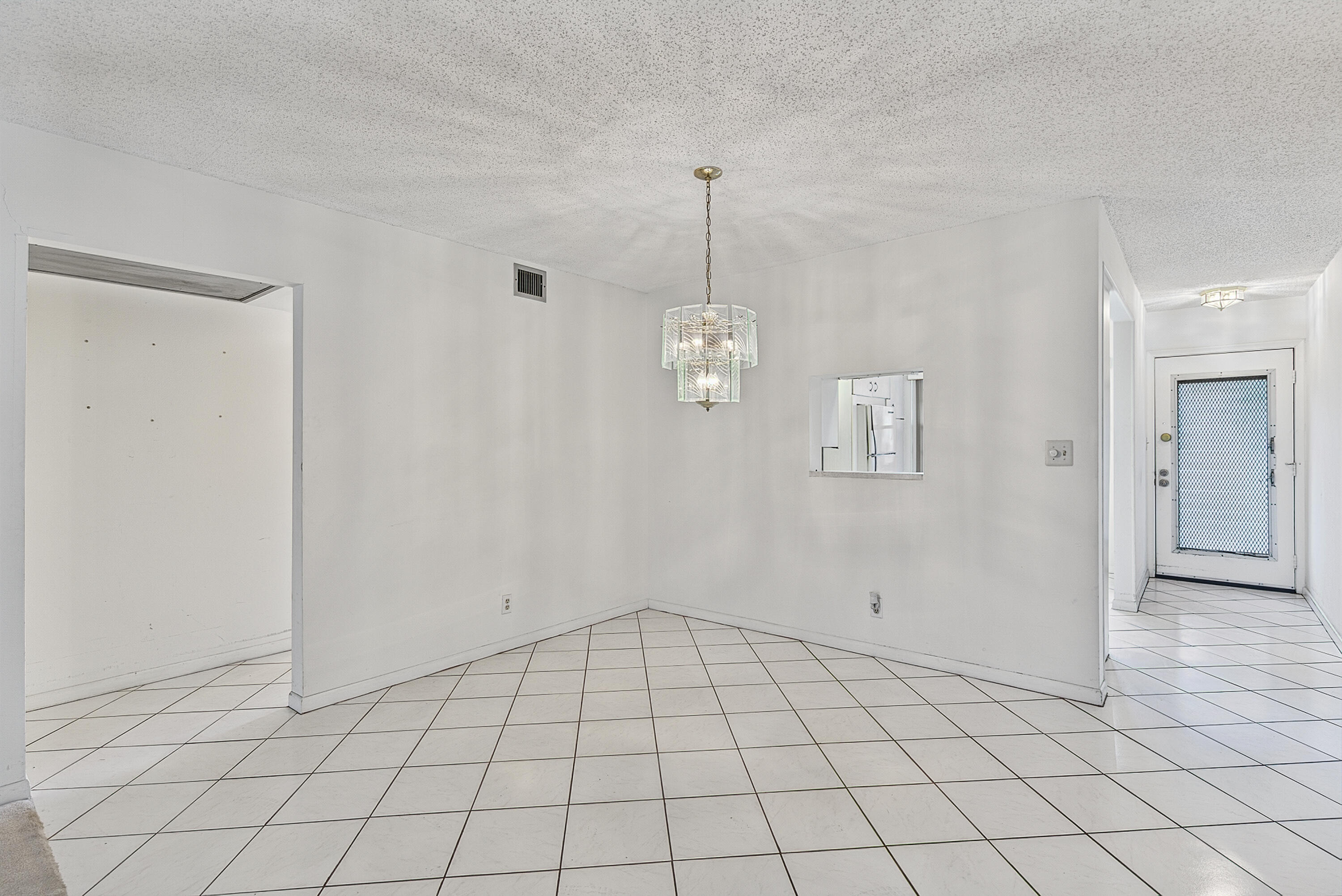 B26064449 Property Photo 6
