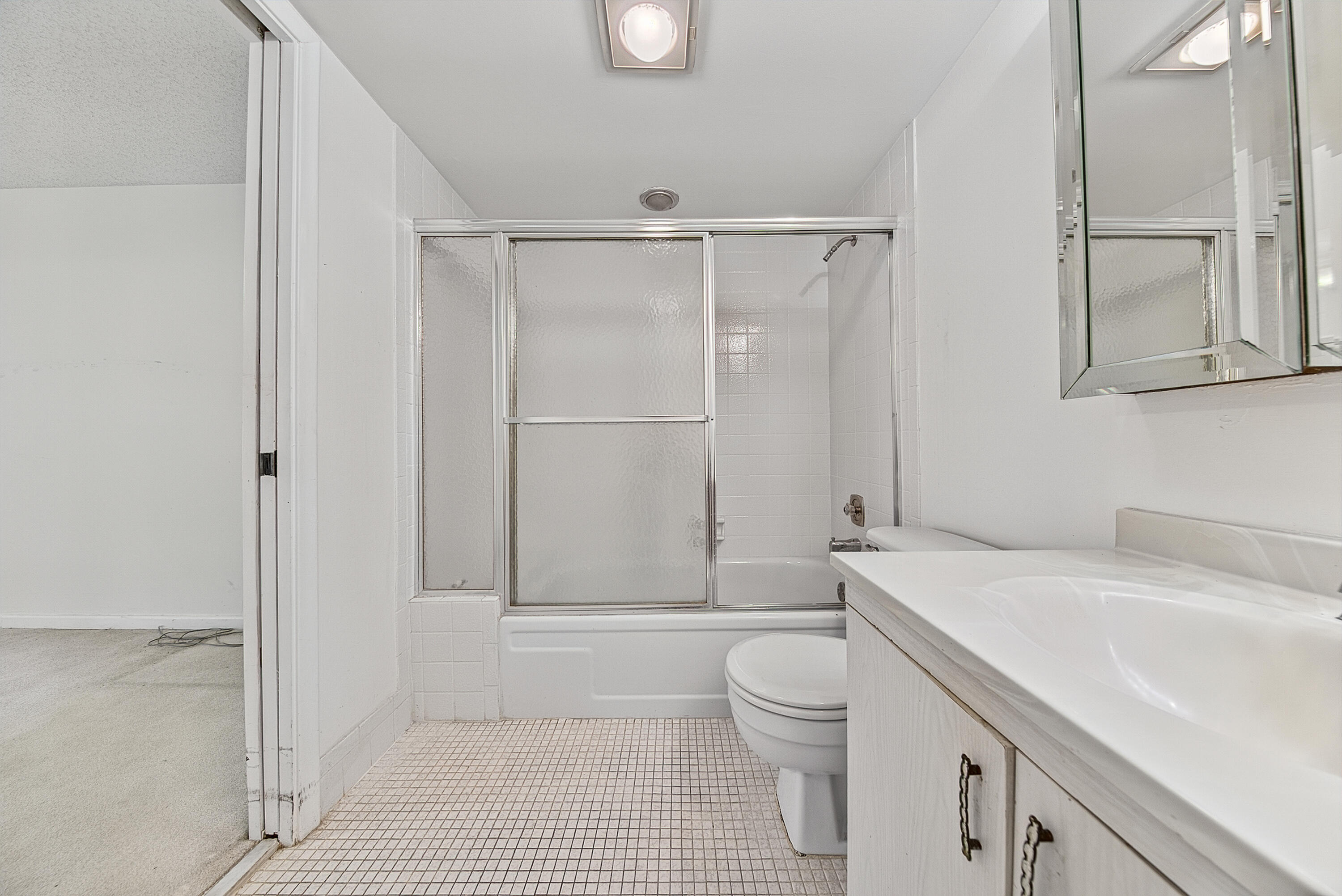 B26064449 Property Photo 29