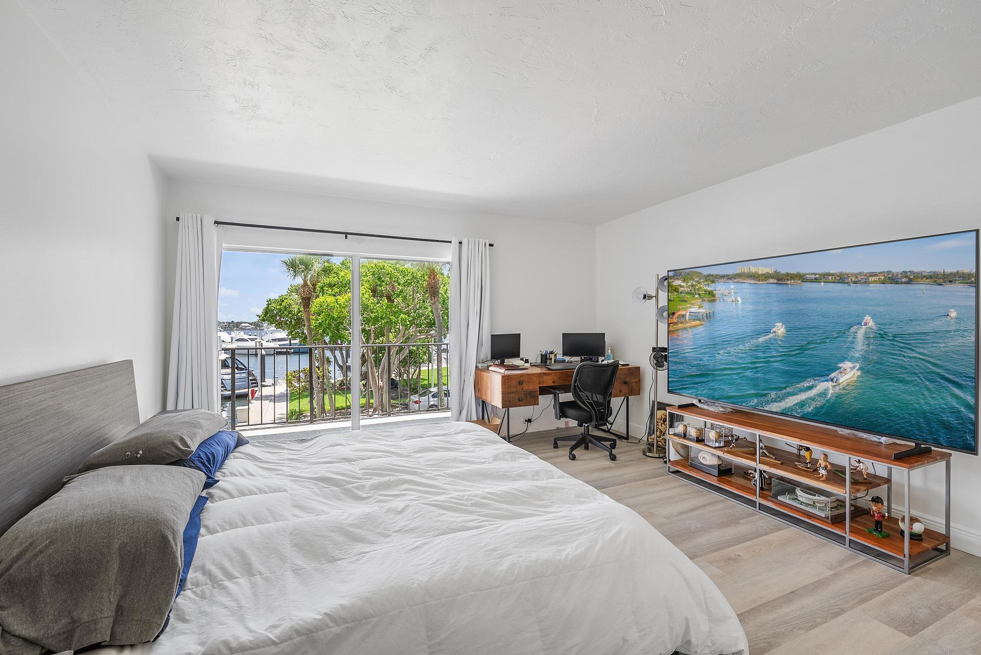 1200 Marine Way G11 Property Photo 12