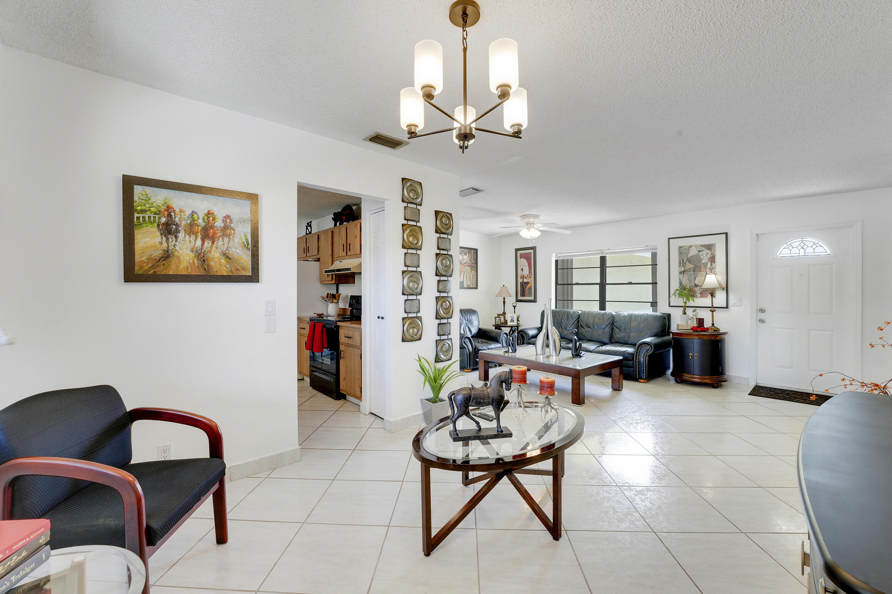 9235 Saddlecreek Drive Property Photo 8