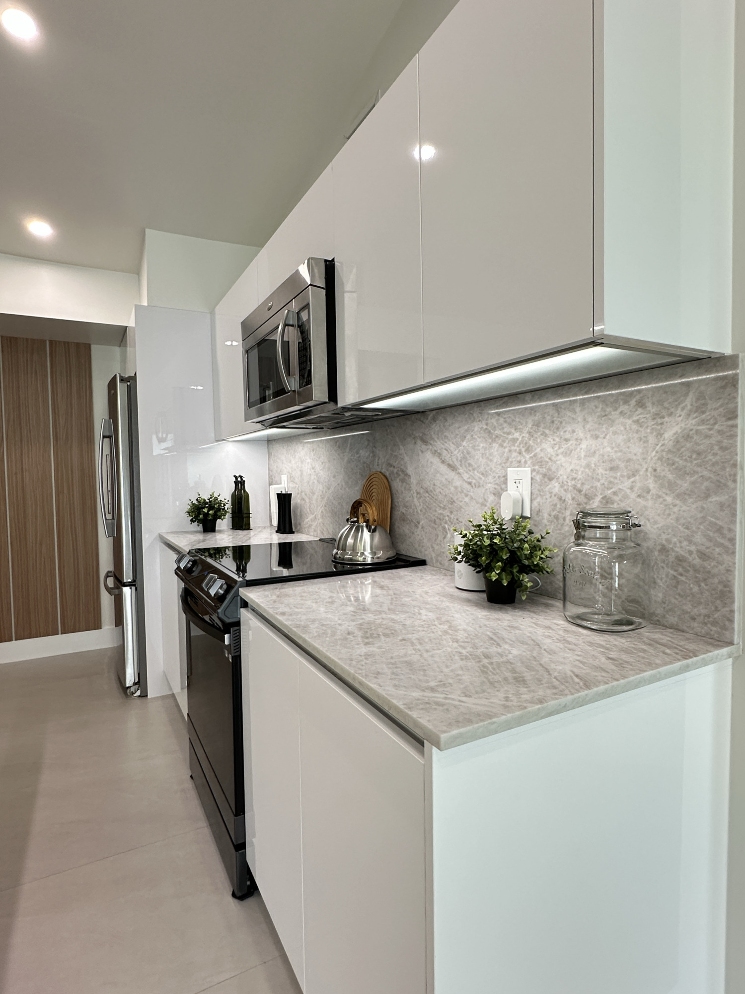 2490 Andros Lane Property Photo 12