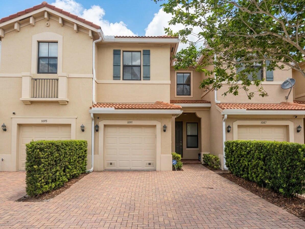 1091 Nw 33rd Street Property Photo 1