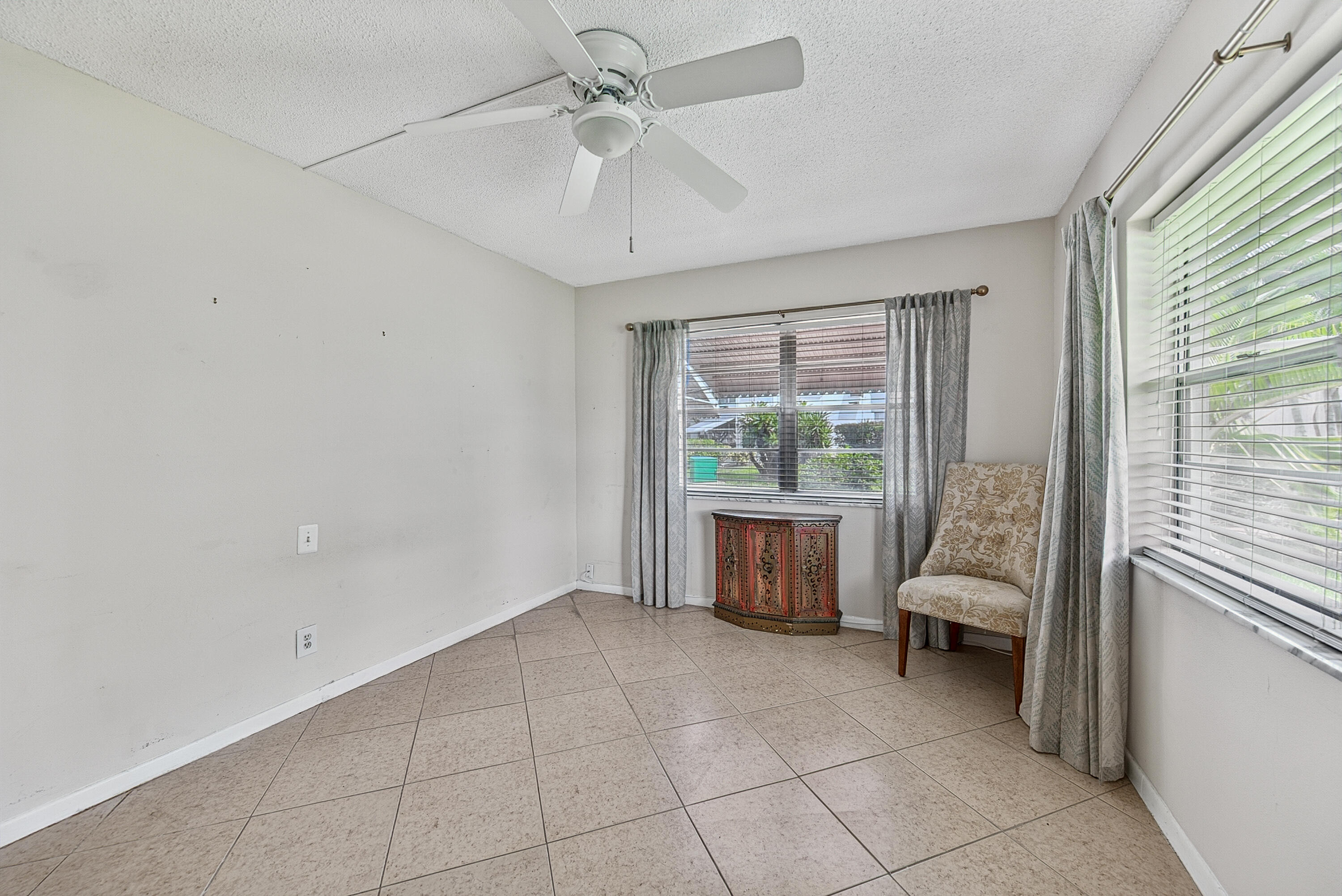 2650 W Golf Boulevard 165 Property Photo 19