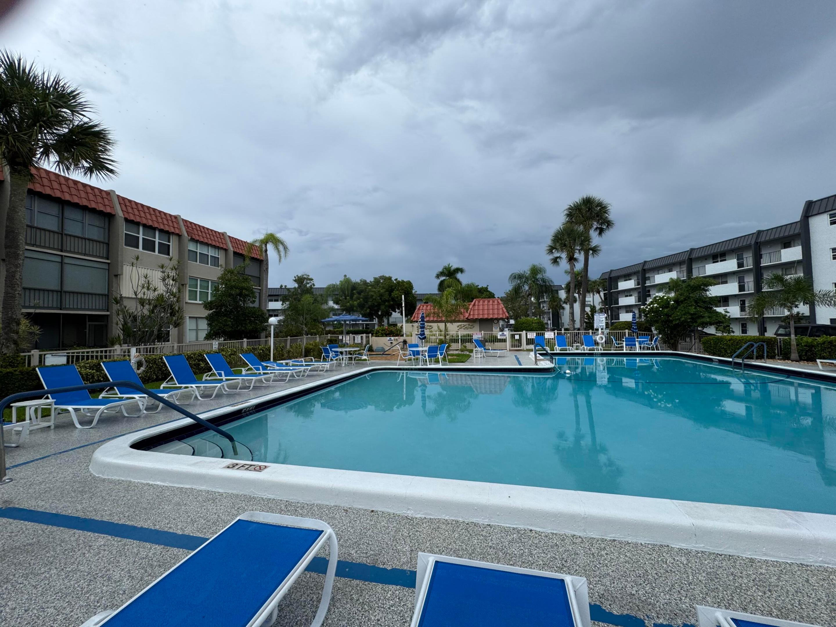 777 S FEDERAL Highway RP605 Property Photo 1