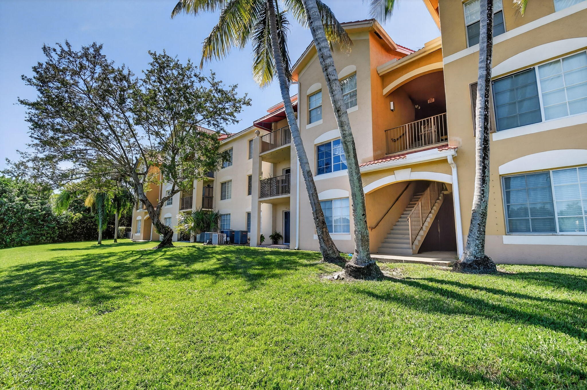 4180 San Marino Boulevard 304 Property Photo 1