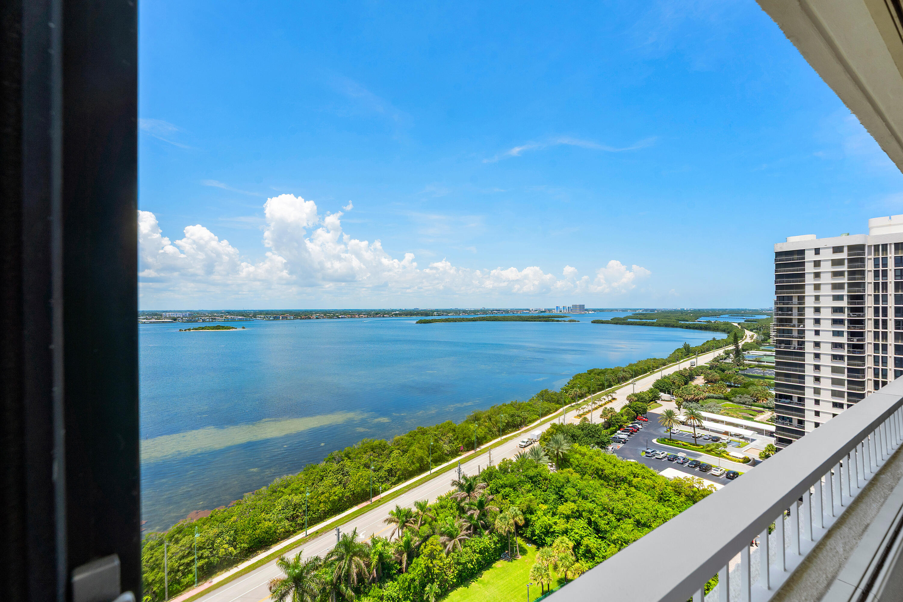 5280 N Ocean Drive 16e Property Photo 36