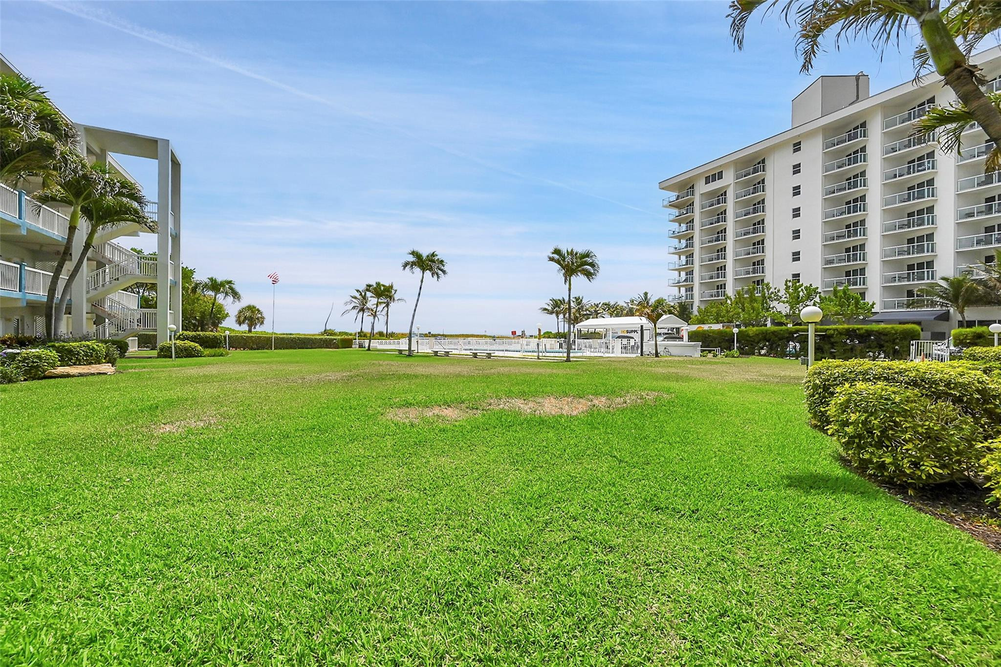 1300 N Ocean Boulevard 201 Property Photo 15