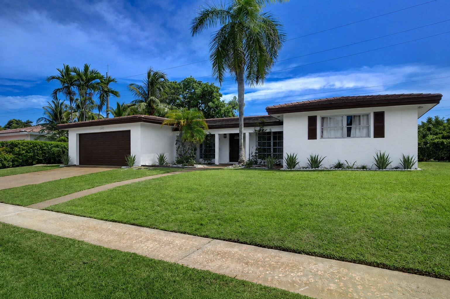 840 Sw 7th Street Property Photo 1