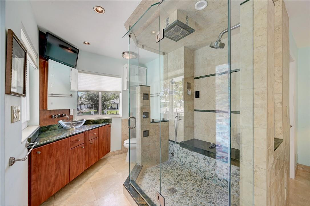 840 Sw 7th Street Property Photo 14