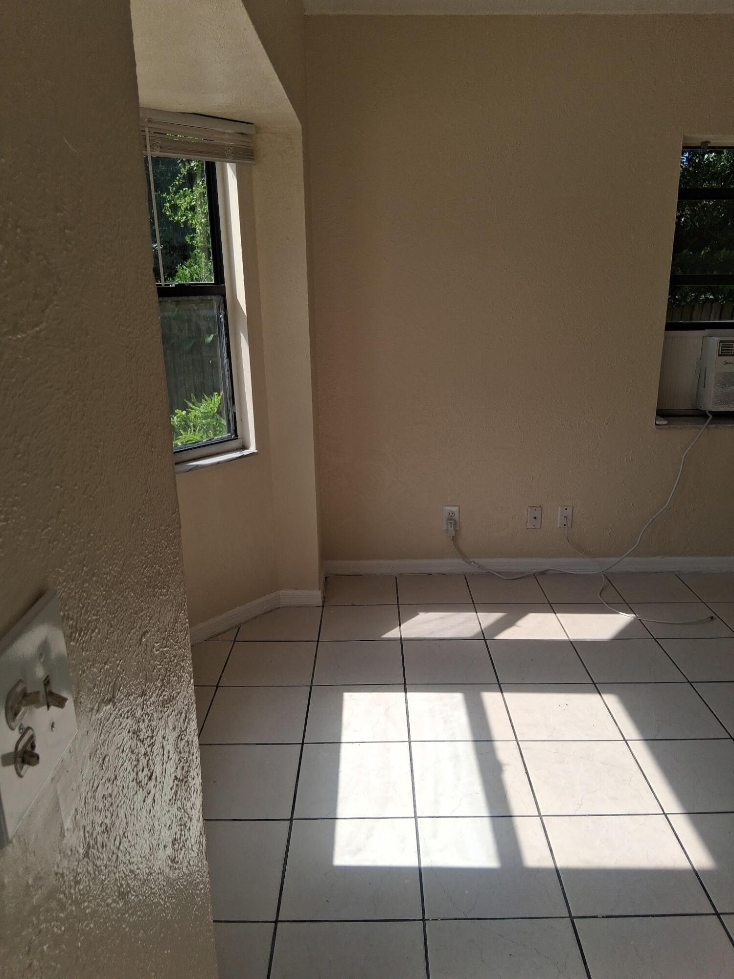 2901 Avenue D Property Photo 6