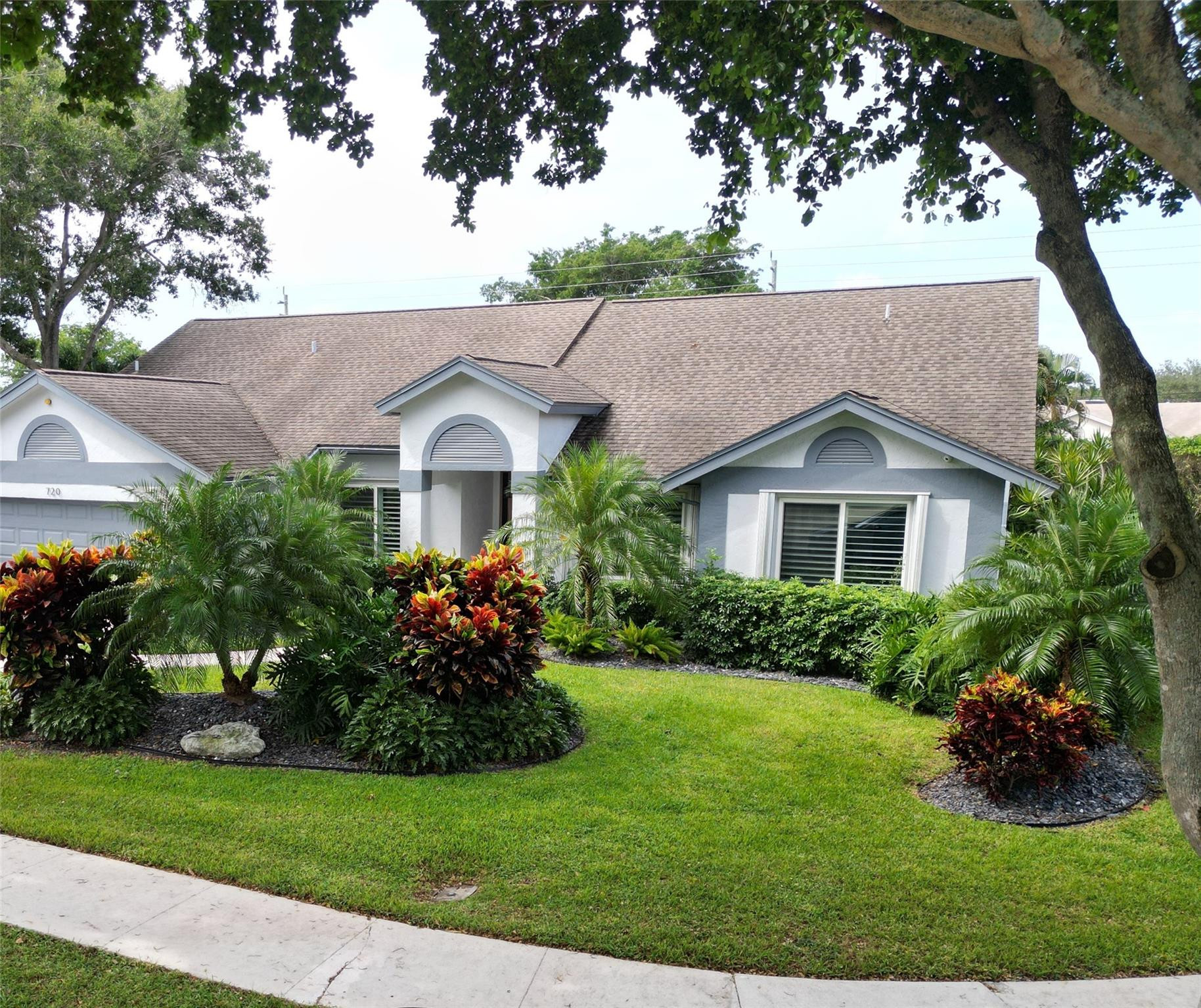720 Birdie Court Property Photo 1