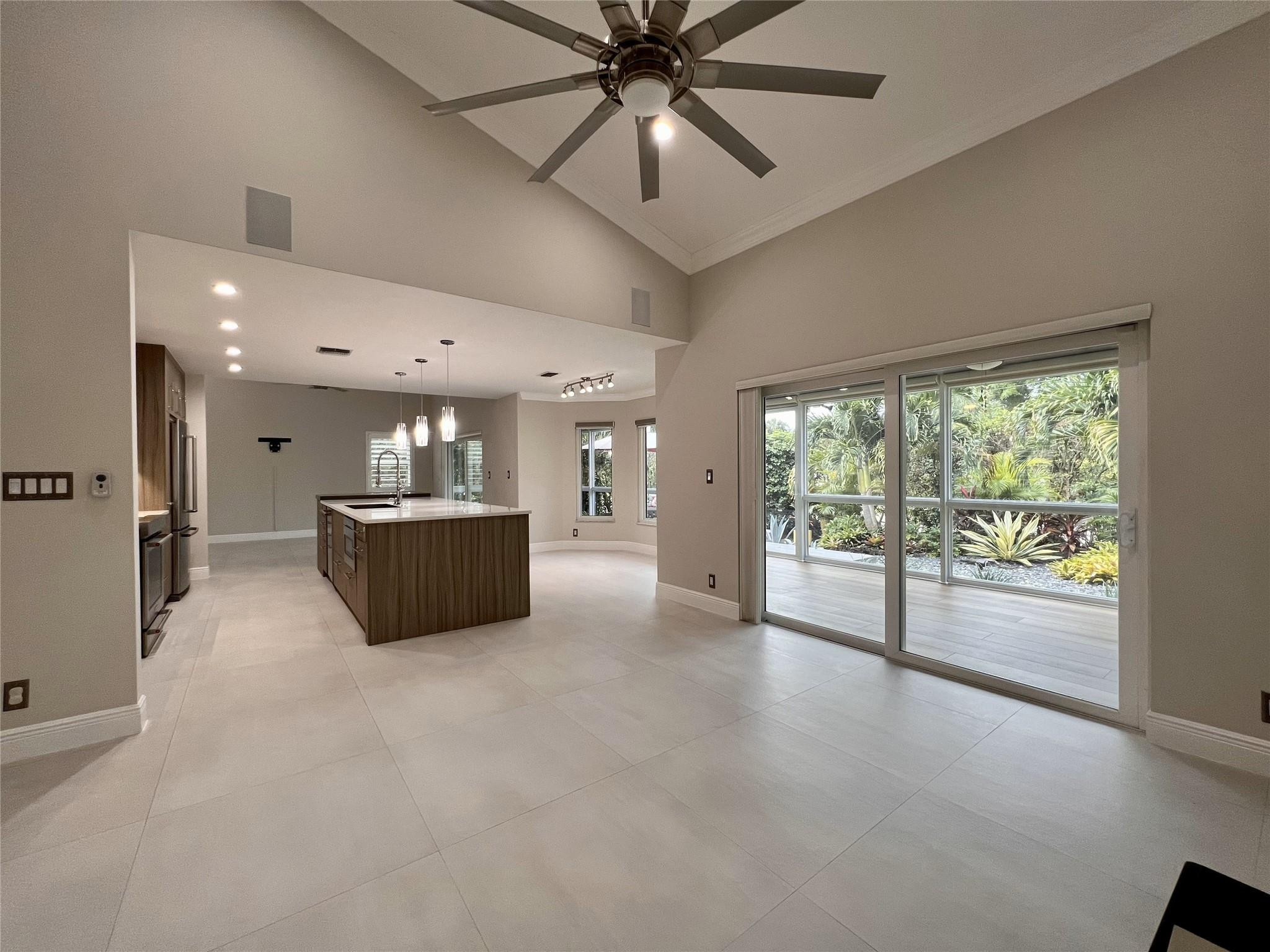 720 Birdie Court Property Photo 2