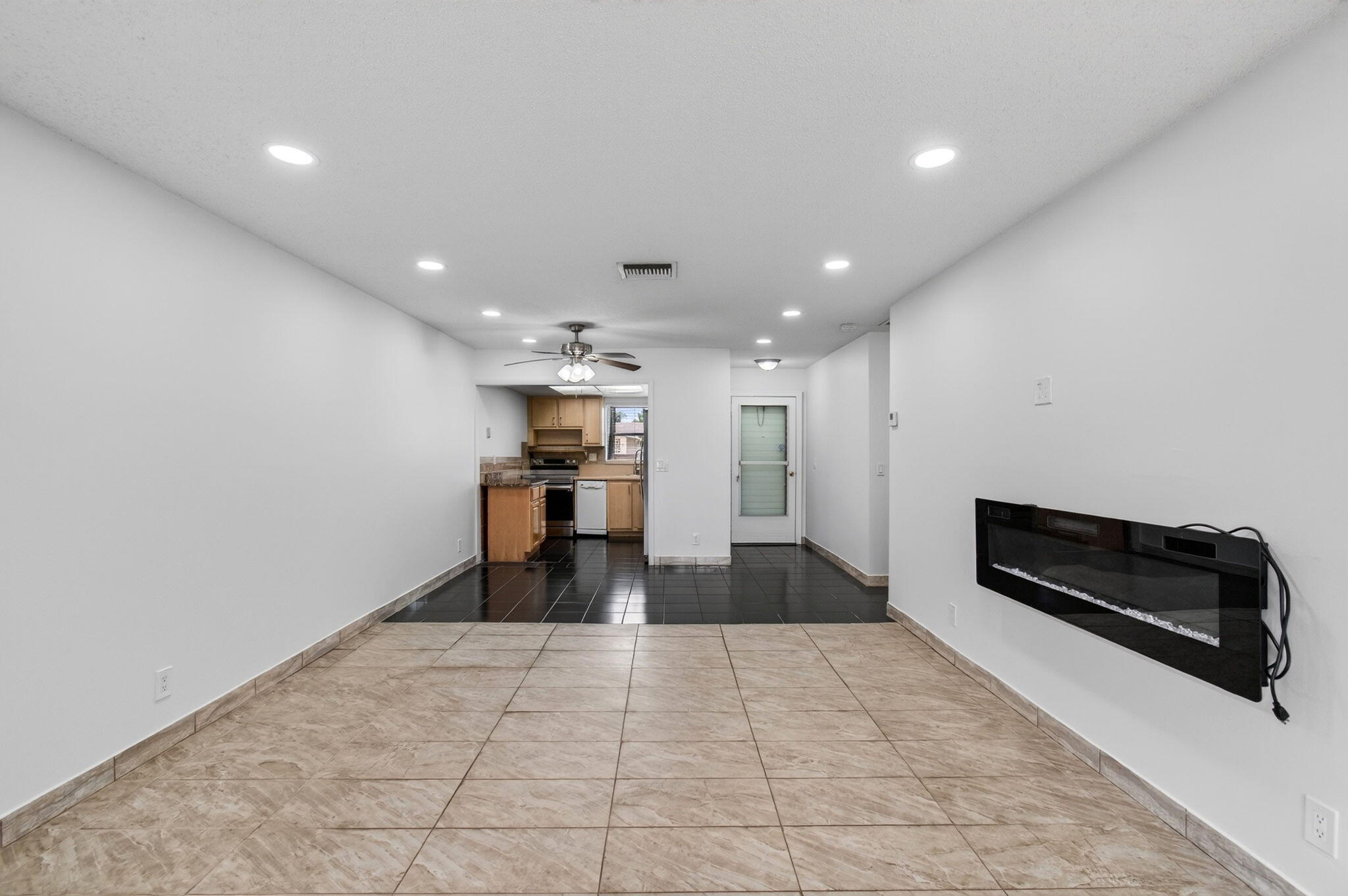 2522 Emory Dr Drive E I Property Photo 3