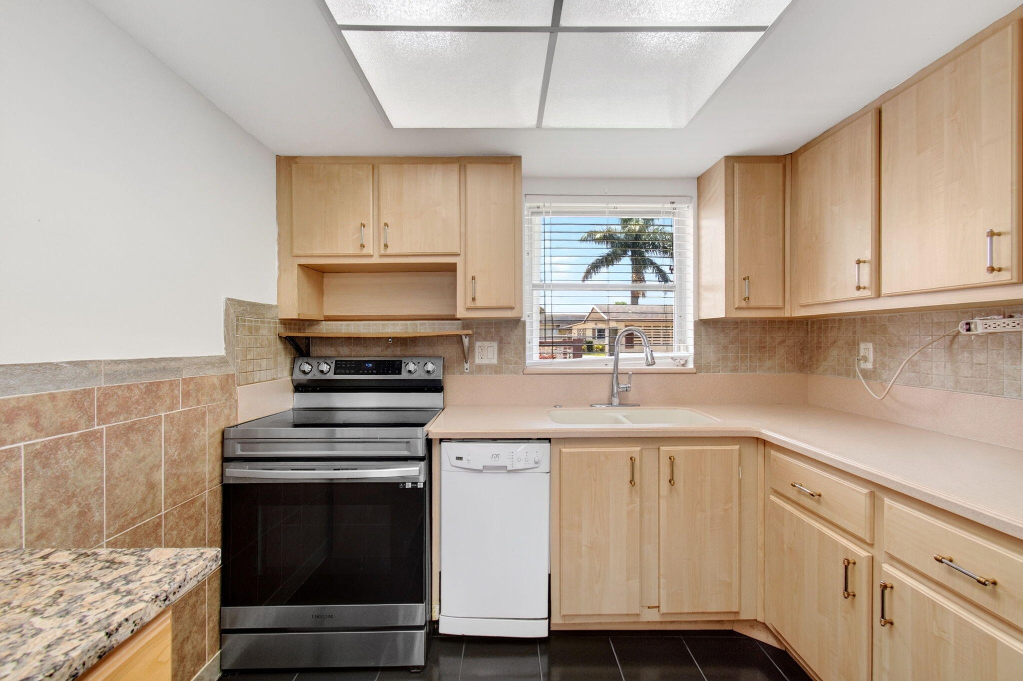 2522 Emory Dr Drive E I Property Photo 14
