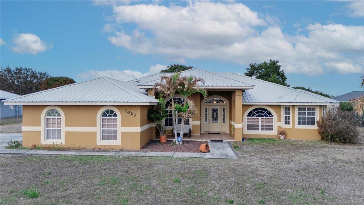 1023 Caribbean Avenue Property Photo 2