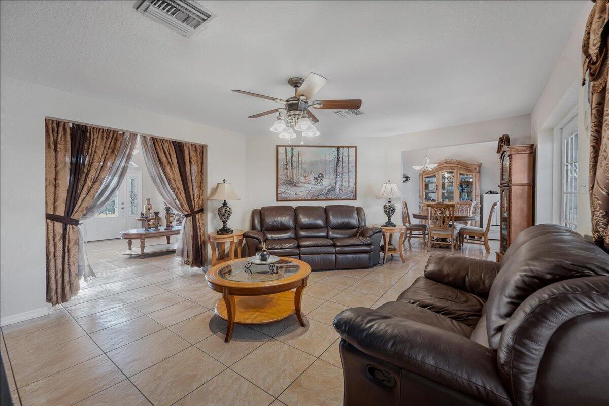 1023 Caribbean Avenue Property Photo 32