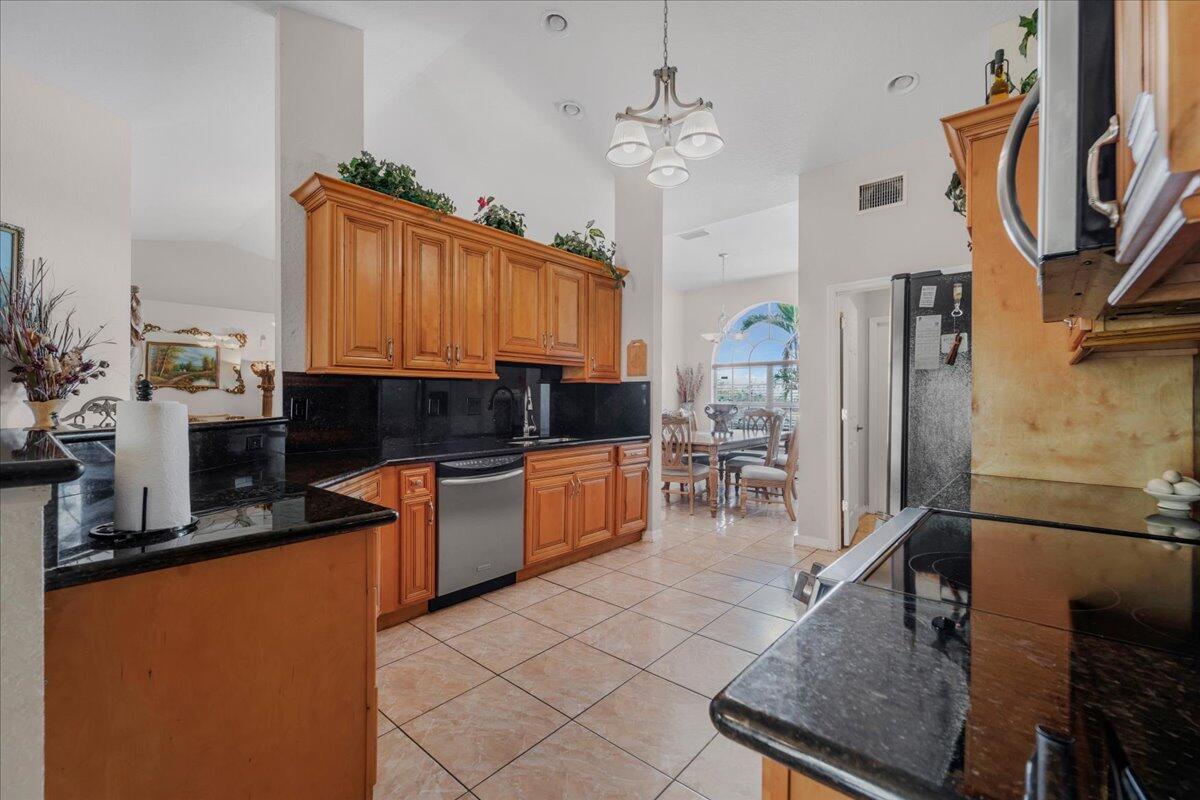 1023 Caribbean Avenue Property Photo 39