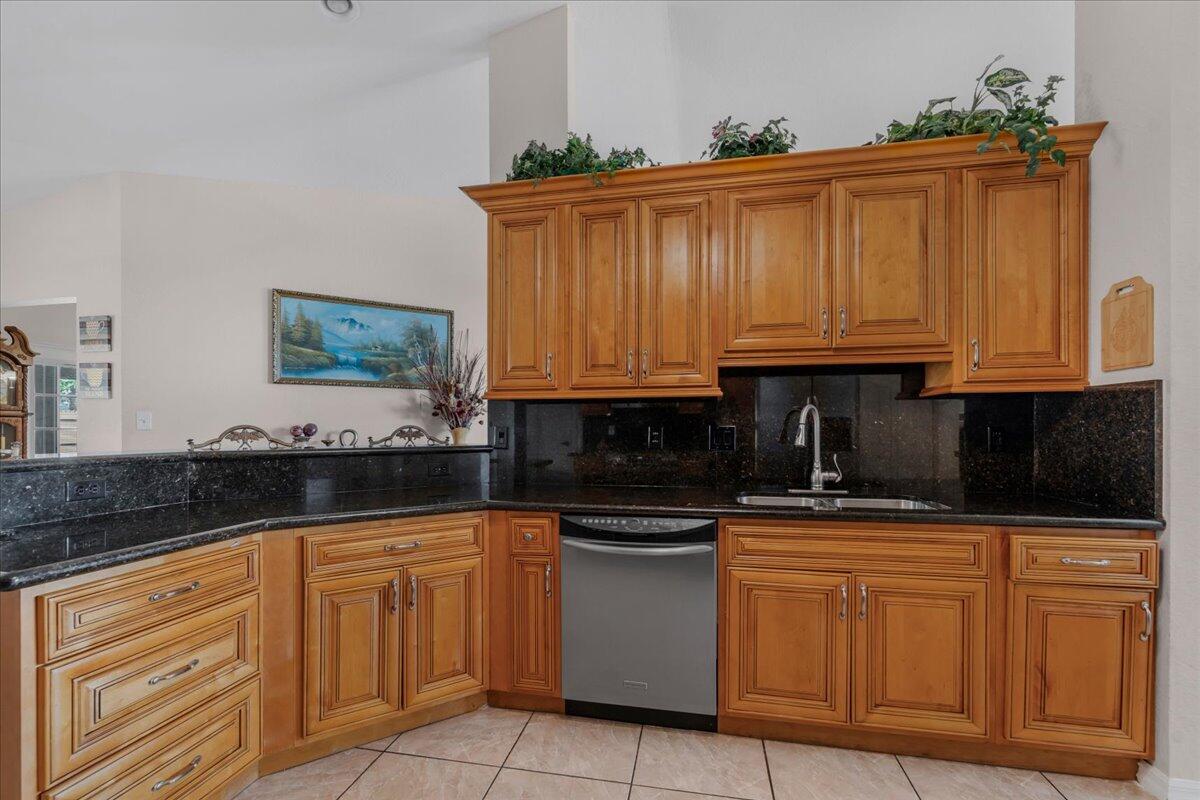 1023 Caribbean Avenue Property Photo 40