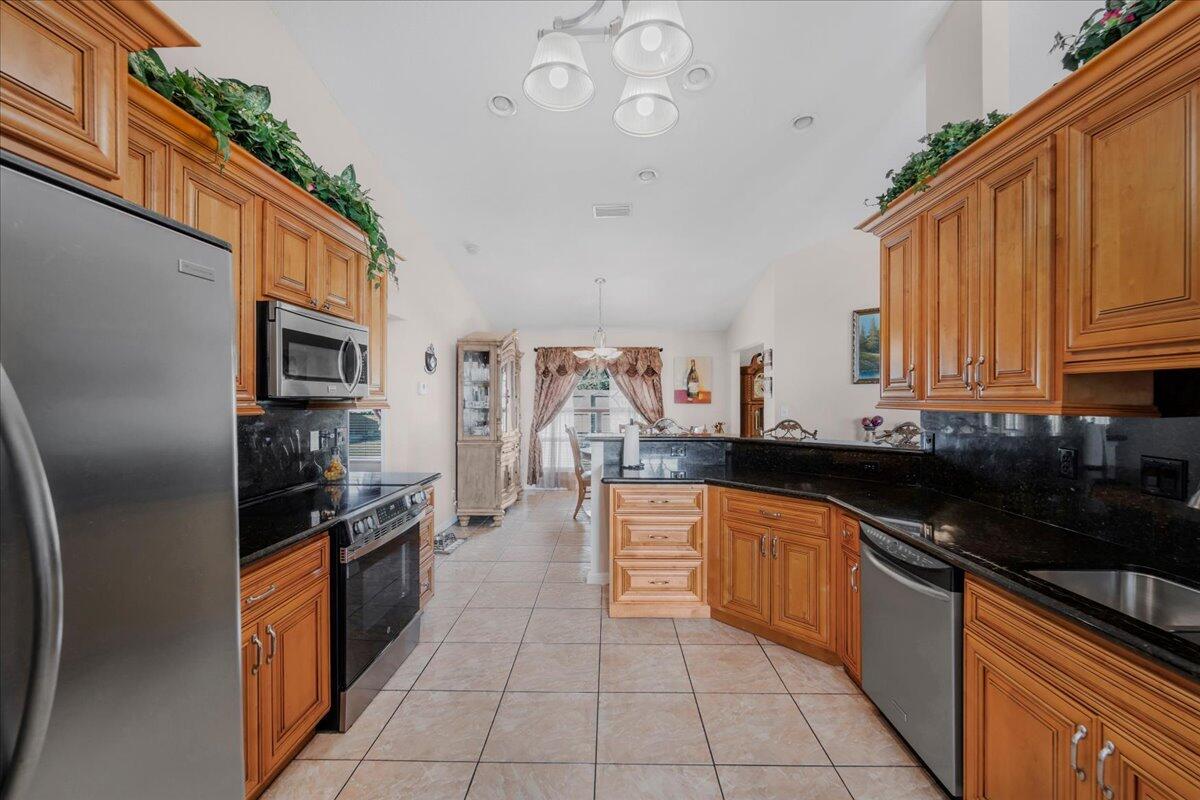 1023 Caribbean Avenue Property Photo 47