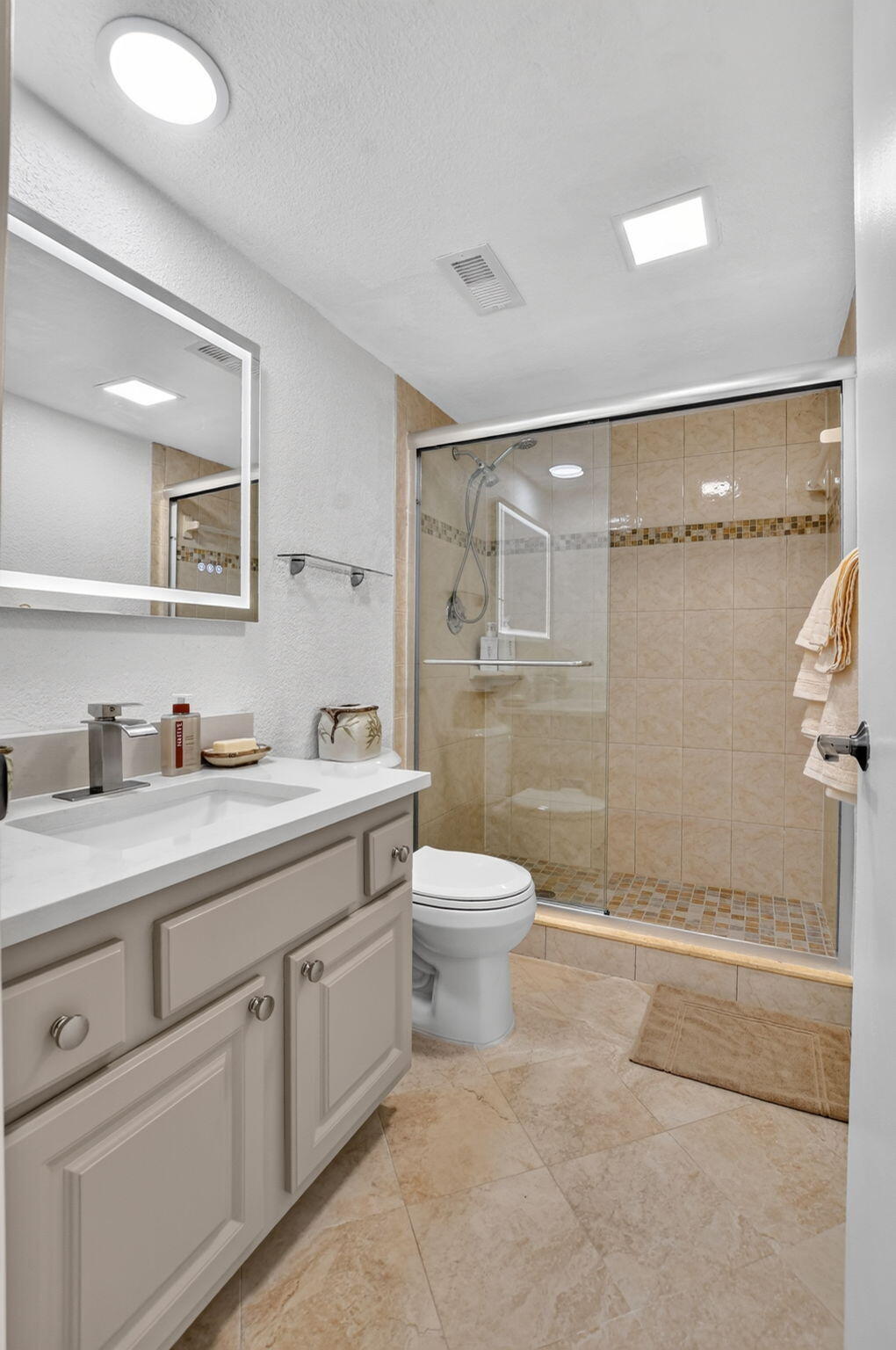 7835 Lakeside Boulevard 966 Property Photo 24