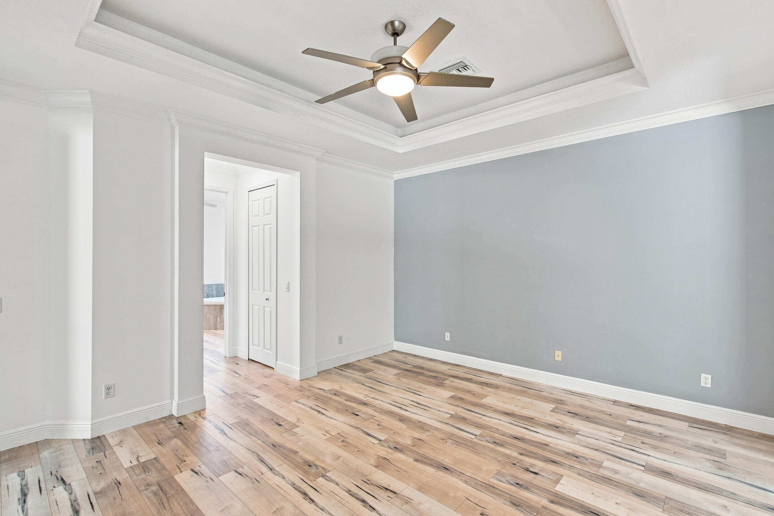 8817 Champions Way Property Photo 30