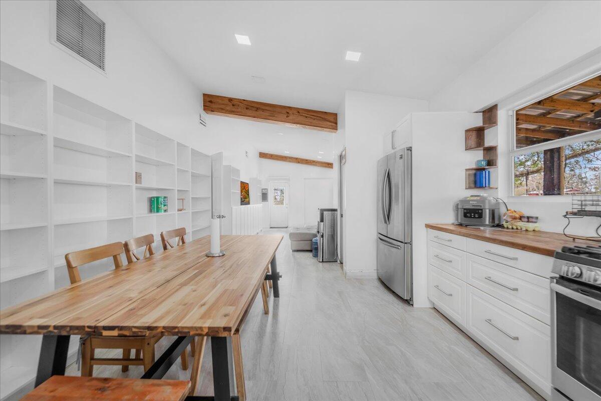 1205 Coffey Road Property Photo 9