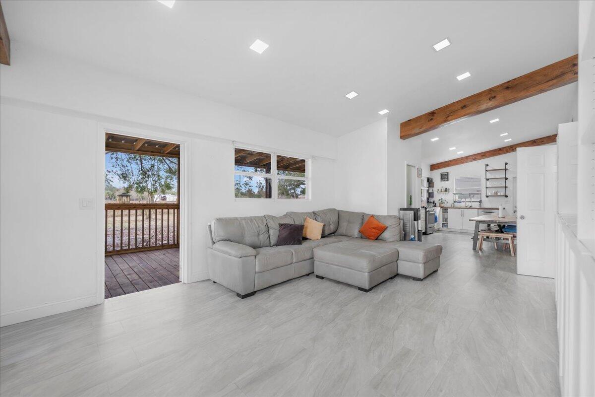 1205 Coffey Road Property Photo 10