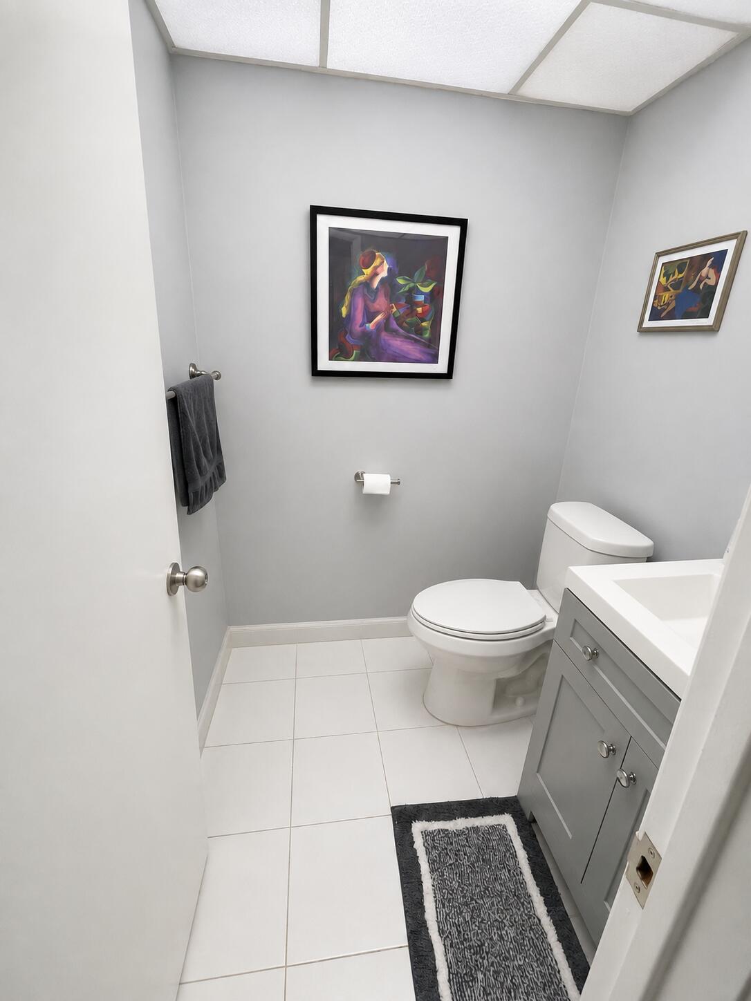 258 Burgundy F Property Photo 10