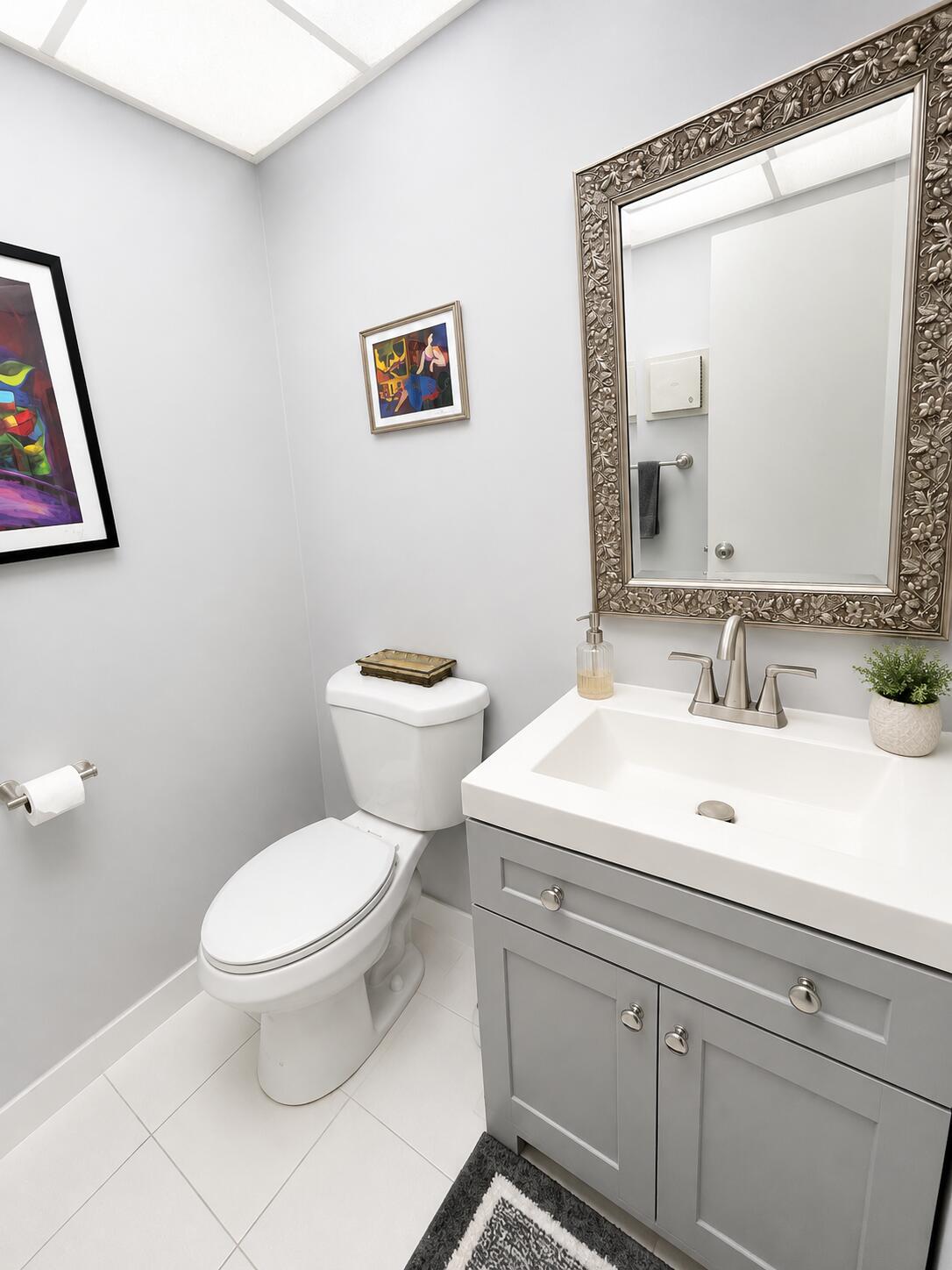 258 Burgundy F Property Photo 11