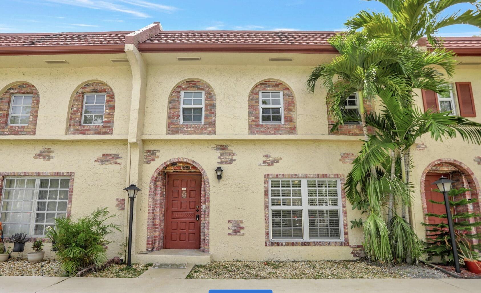 3056 Riverside Drive C6