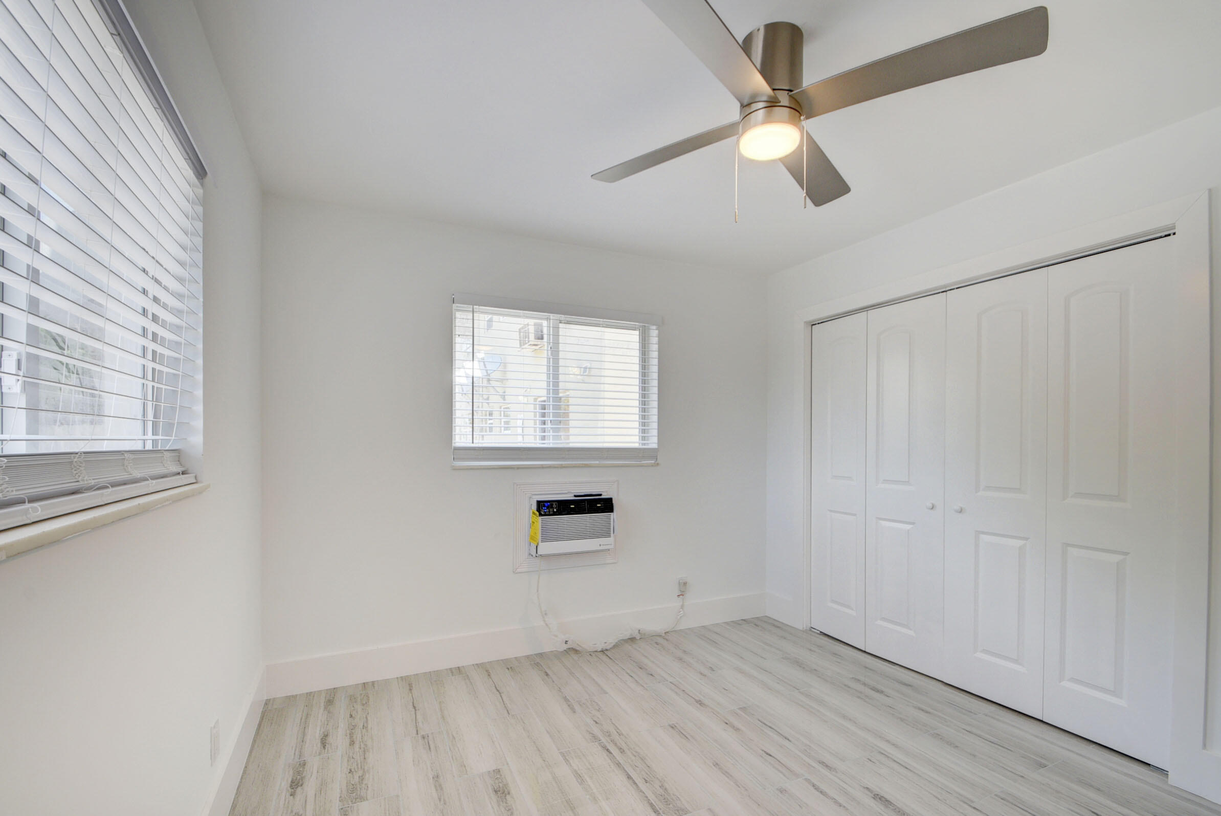 525 S Broadway J Property Photo 8