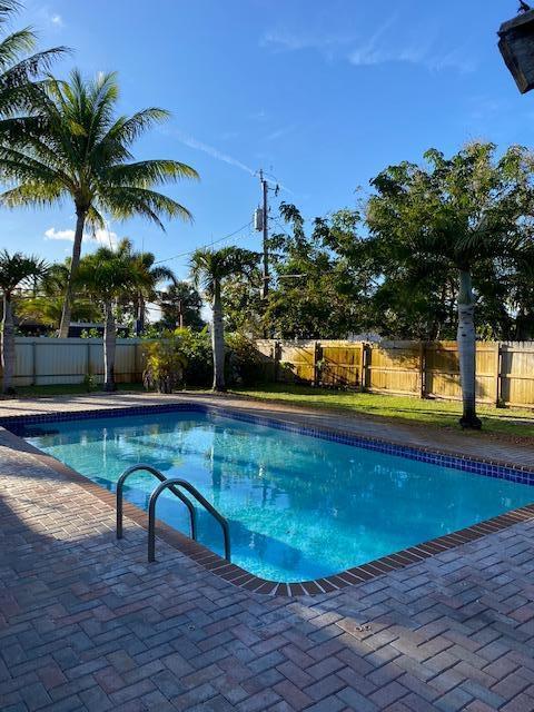 2545 Palm Road Property Photo 10