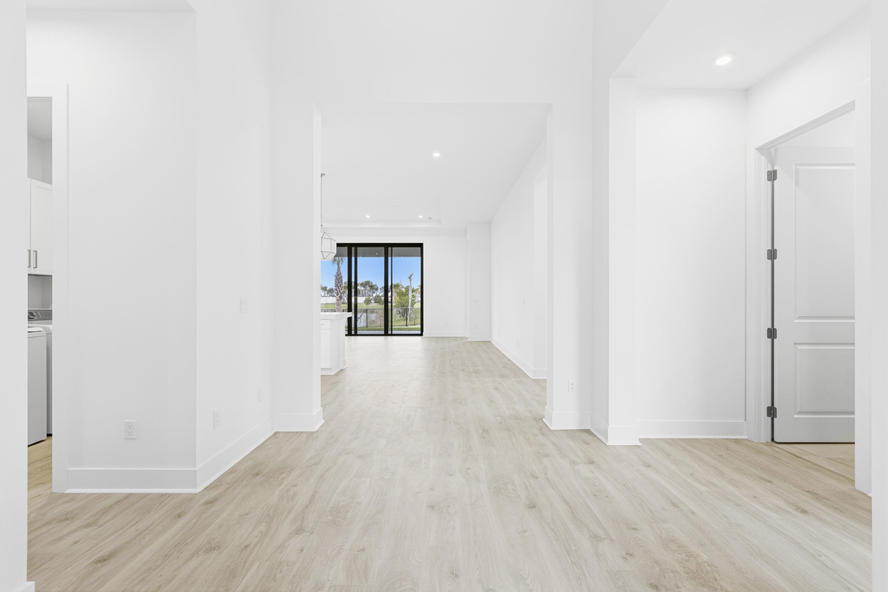 13921 Vivant Drive Property Photo 3