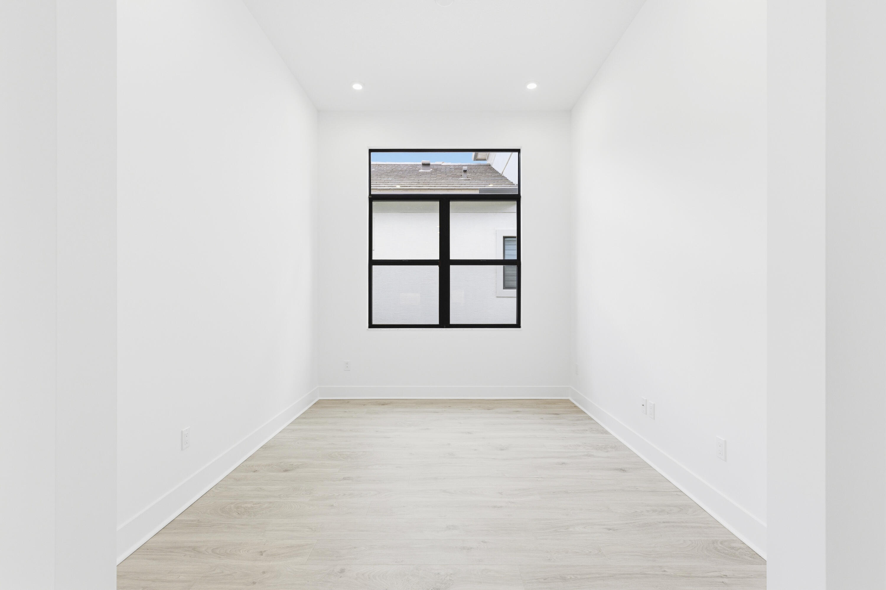 13921 Vivant Drive Property Photo 29
