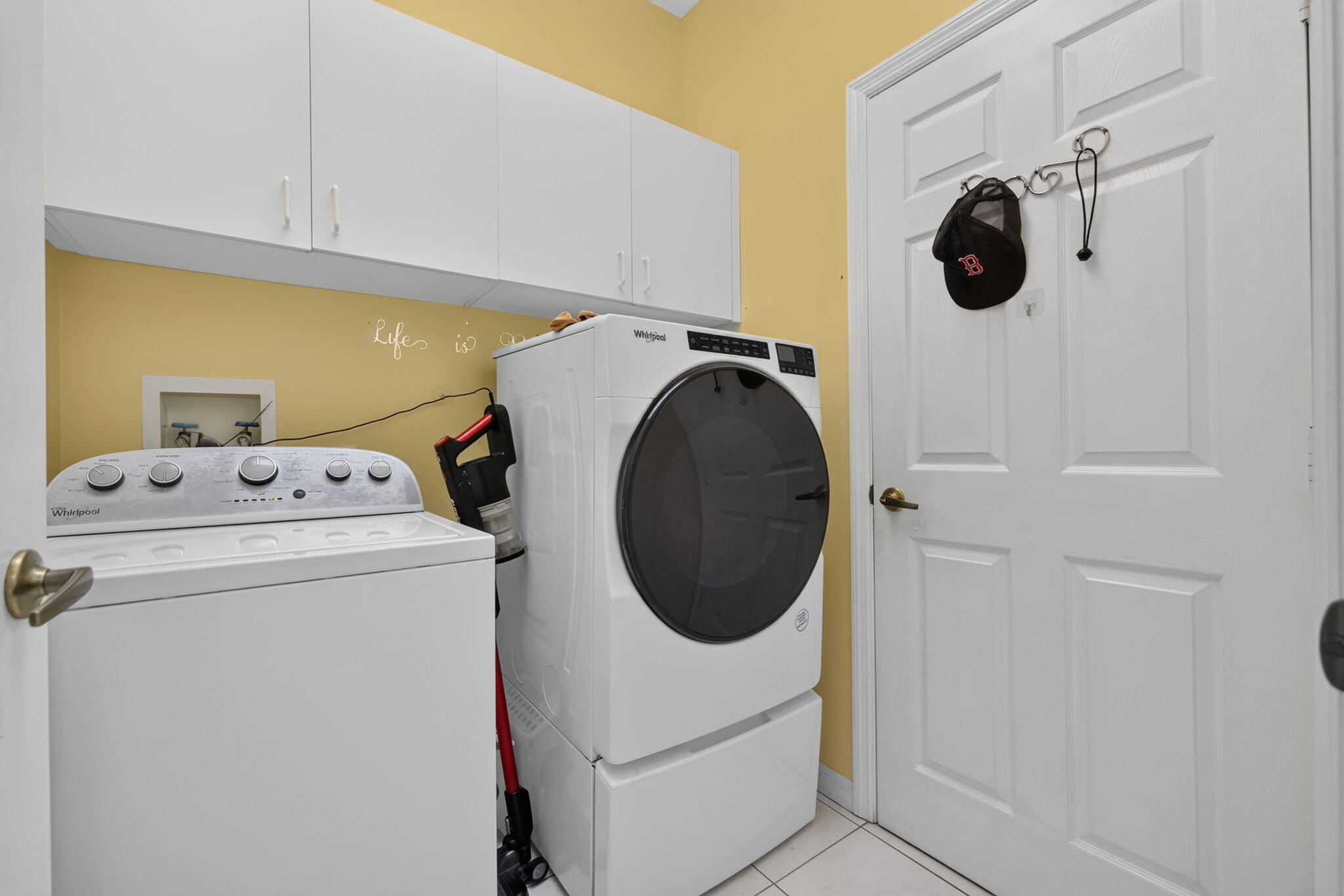 521 Nw Galatone Court Property Photo 7