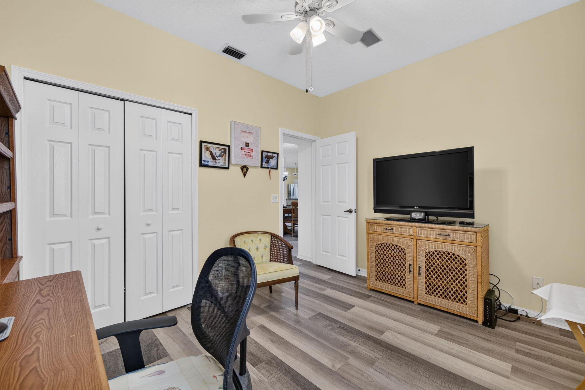 521 Nw Galatone Court Property Photo 16