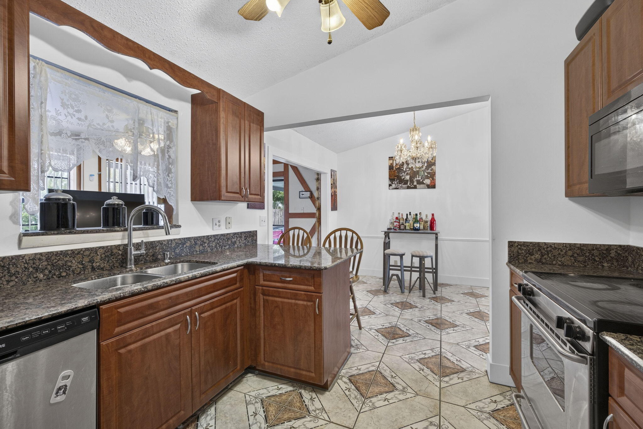 254 La Mancha Avenue Property Photo 21