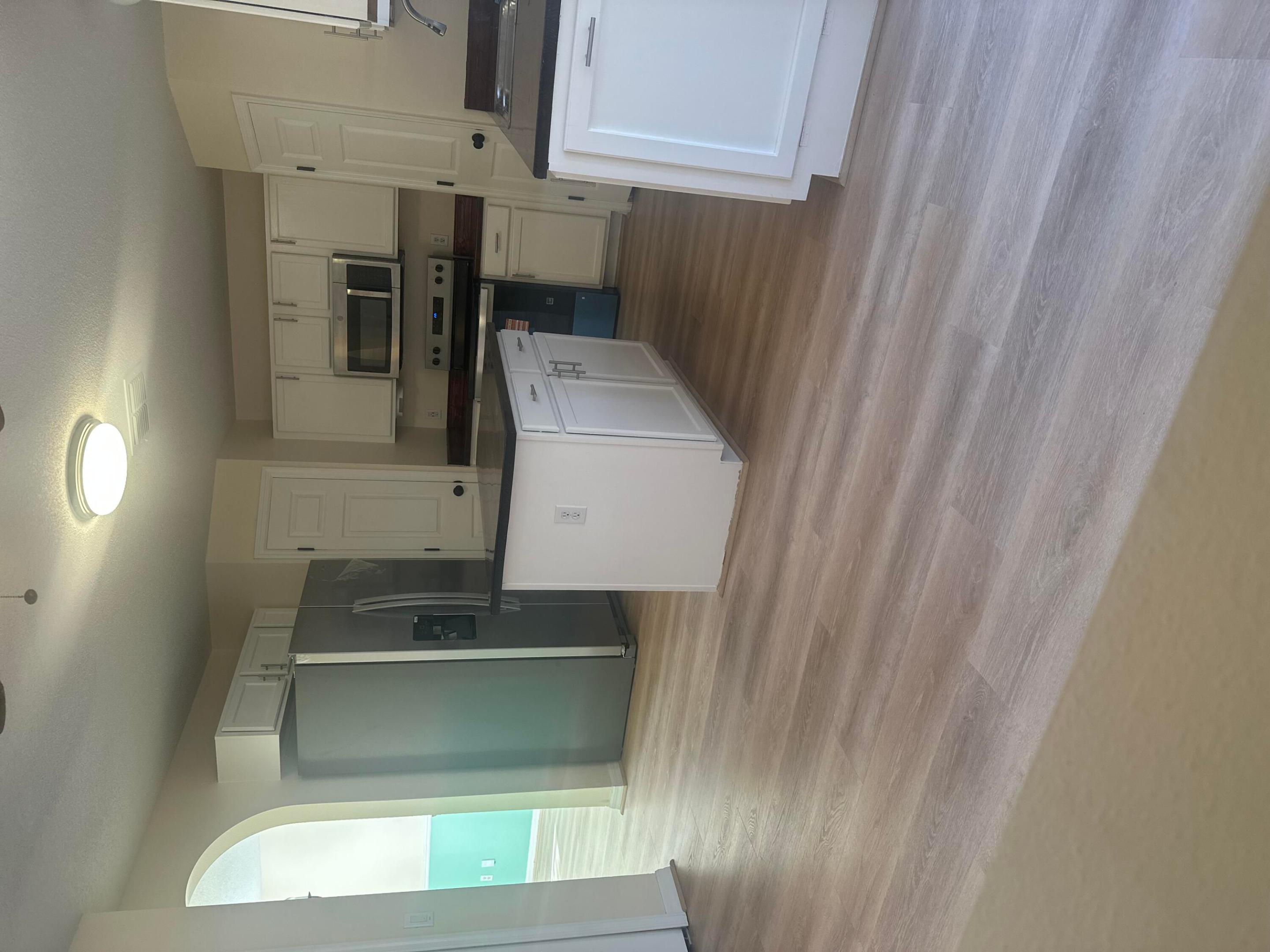 B26064691 Property Photo 14